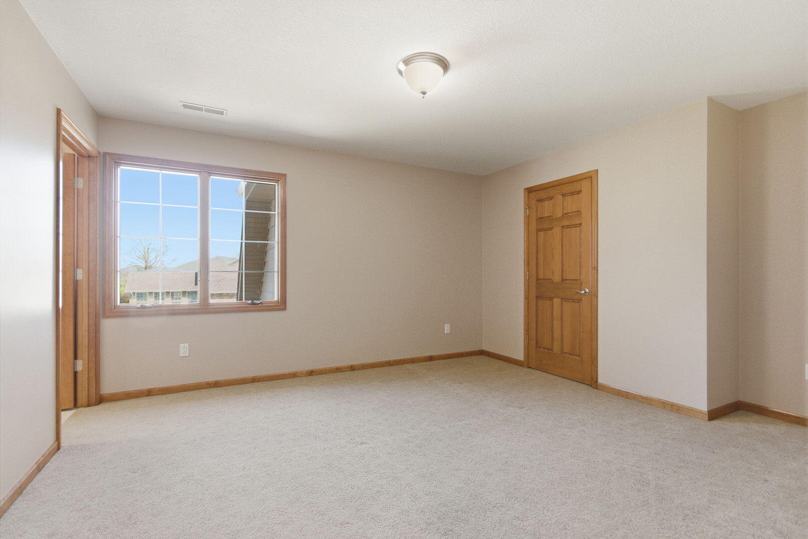 1322 Ryan Dr Property Photo 78