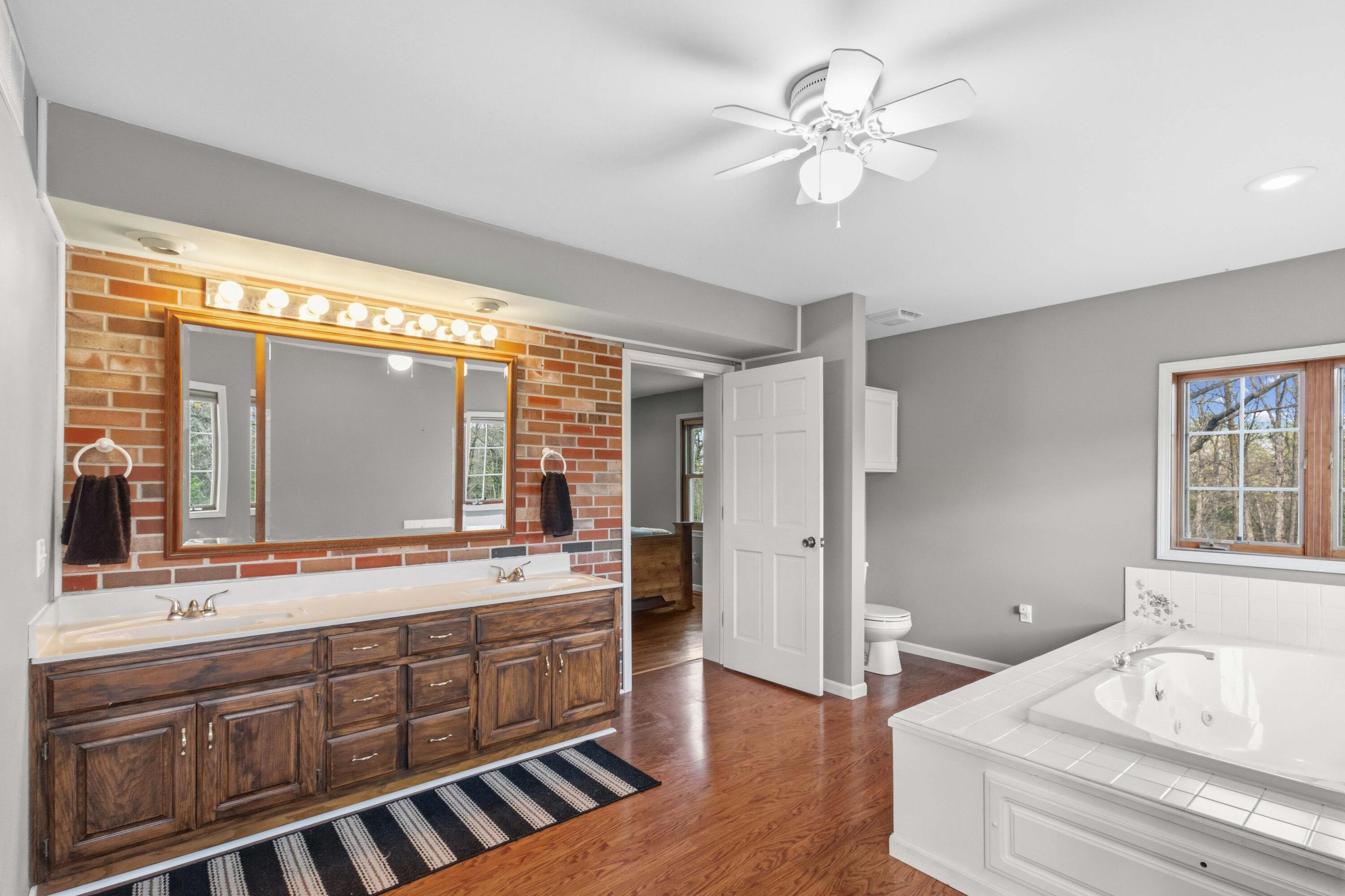 6916 State Road C Property Photo 20