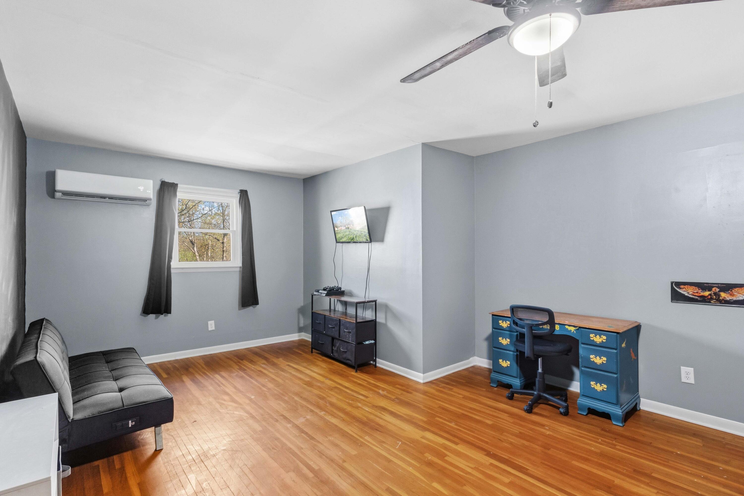 6916 State Road C Property Photo 26