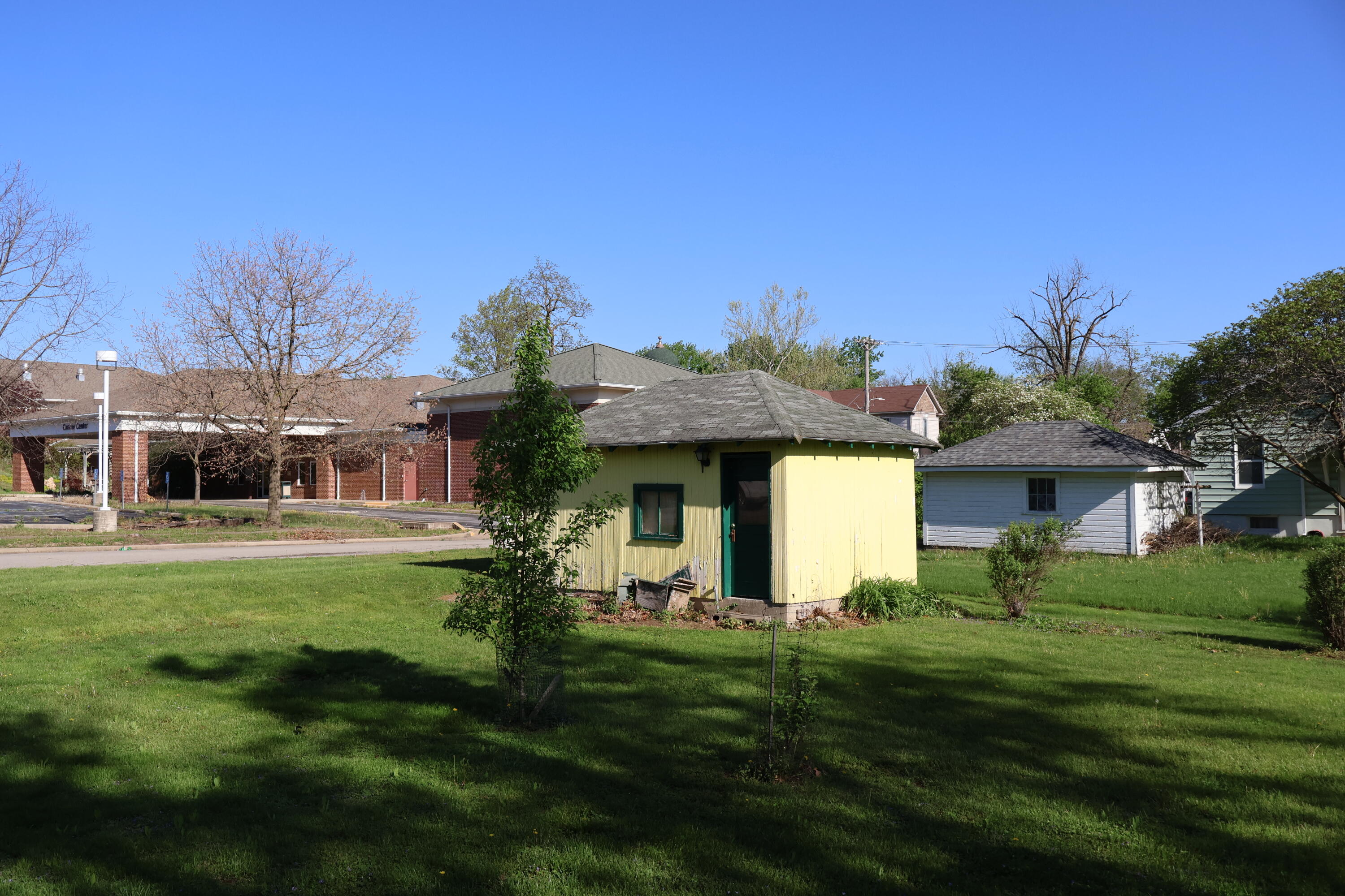 803 E Jackson St Property Photo 5