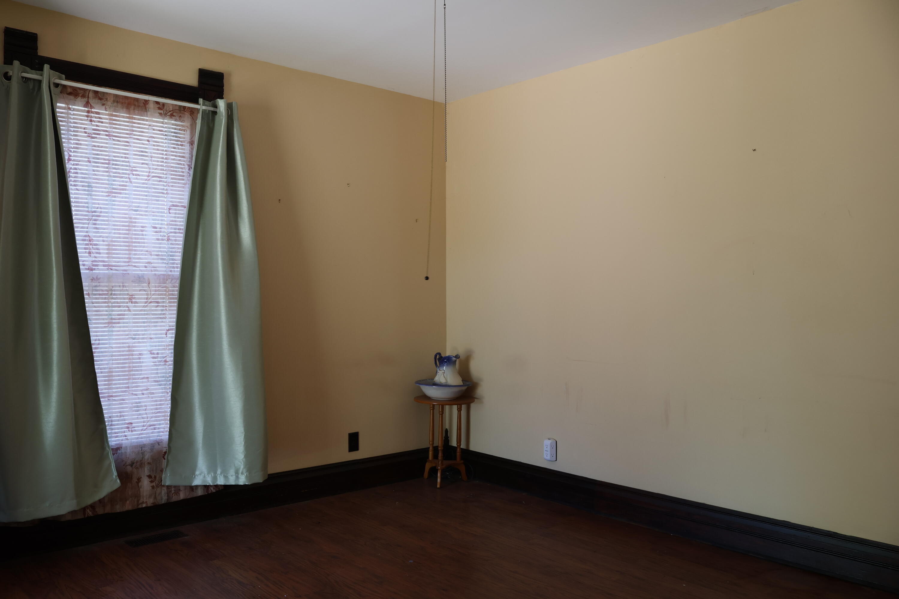 803 E Jackson St Property Photo 9