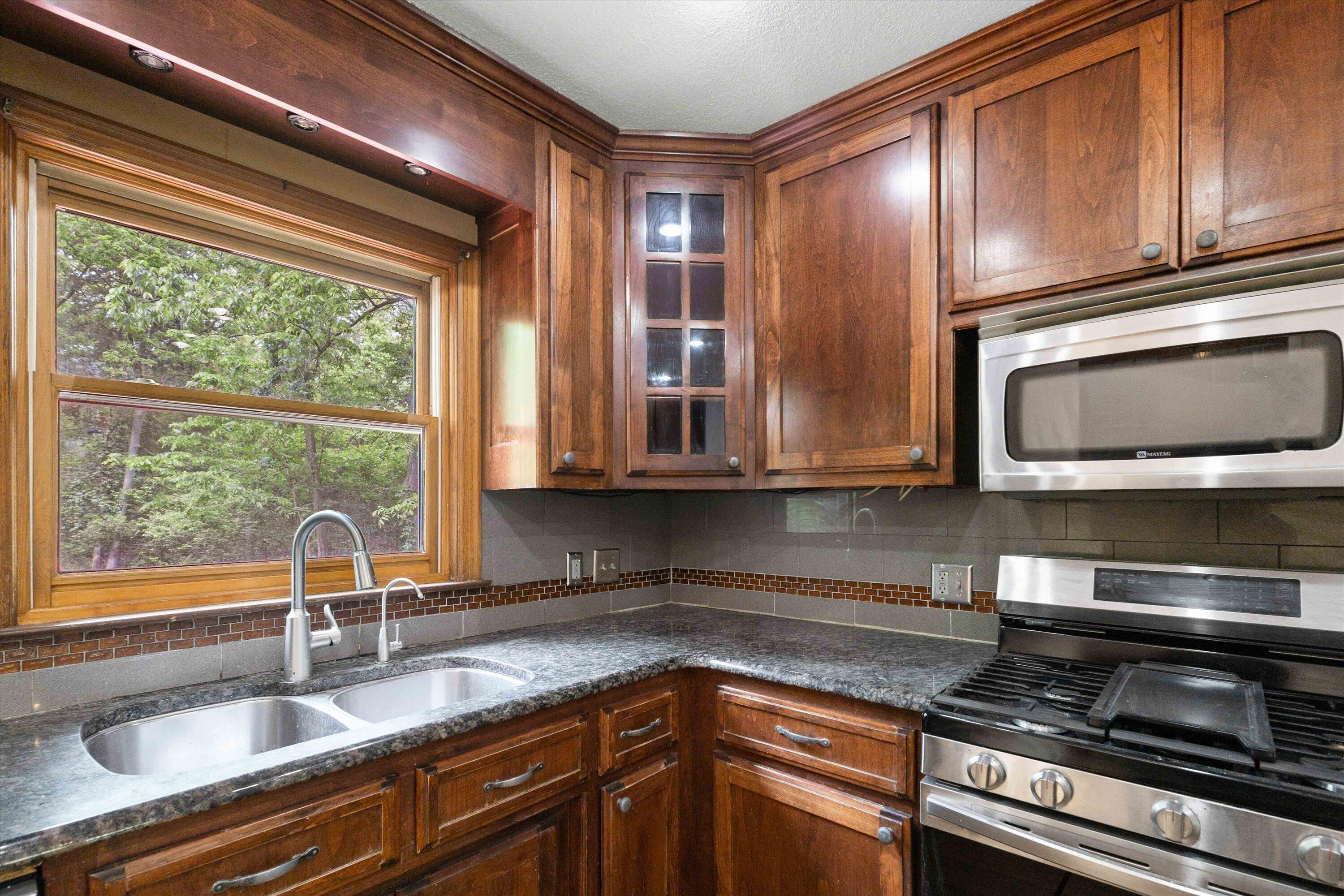 701 Glenwood Ct Property Photo 21