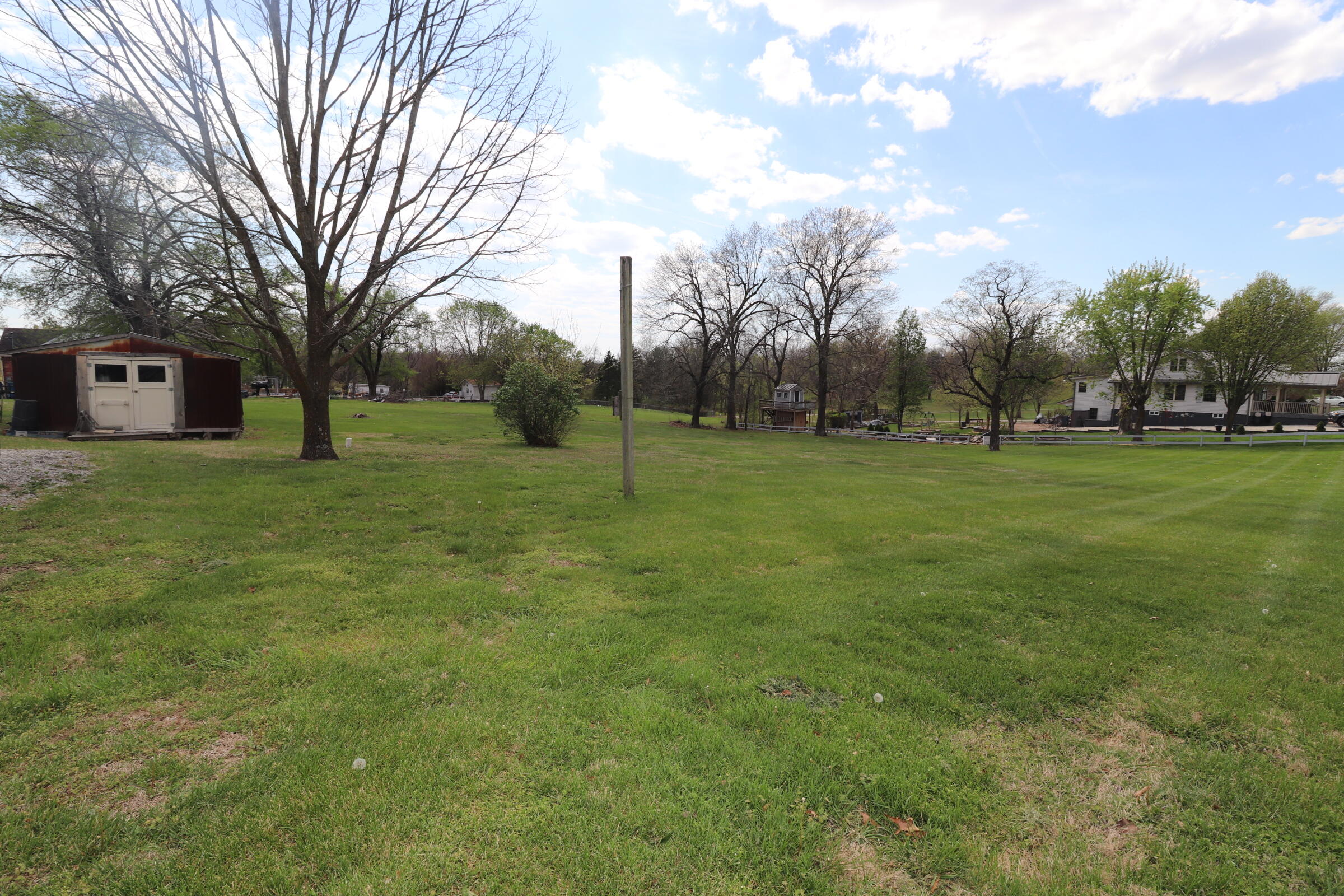 550 S Summit Dr Property Photo 22