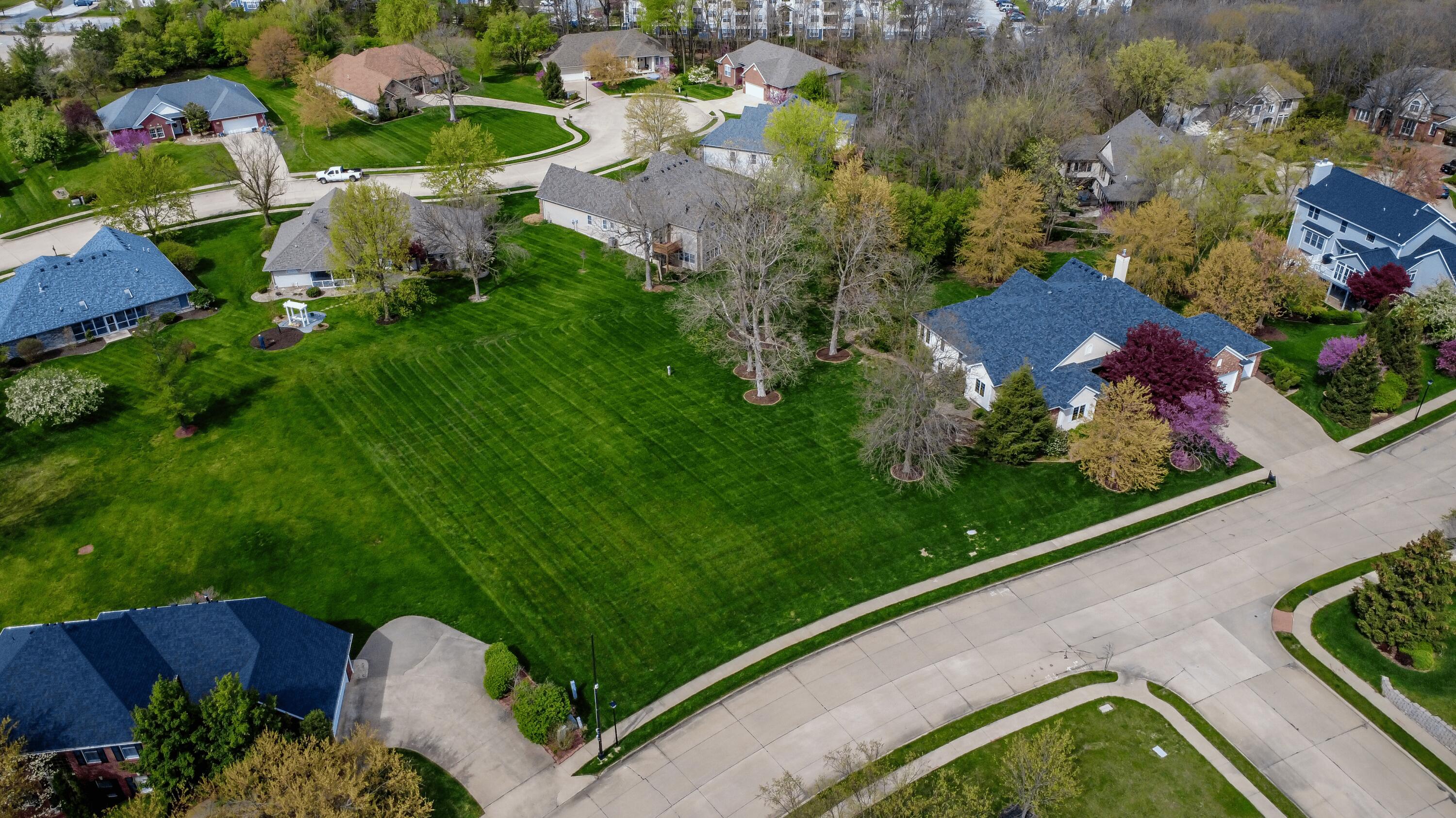 2500 Lacewood Dr Property Photo 1