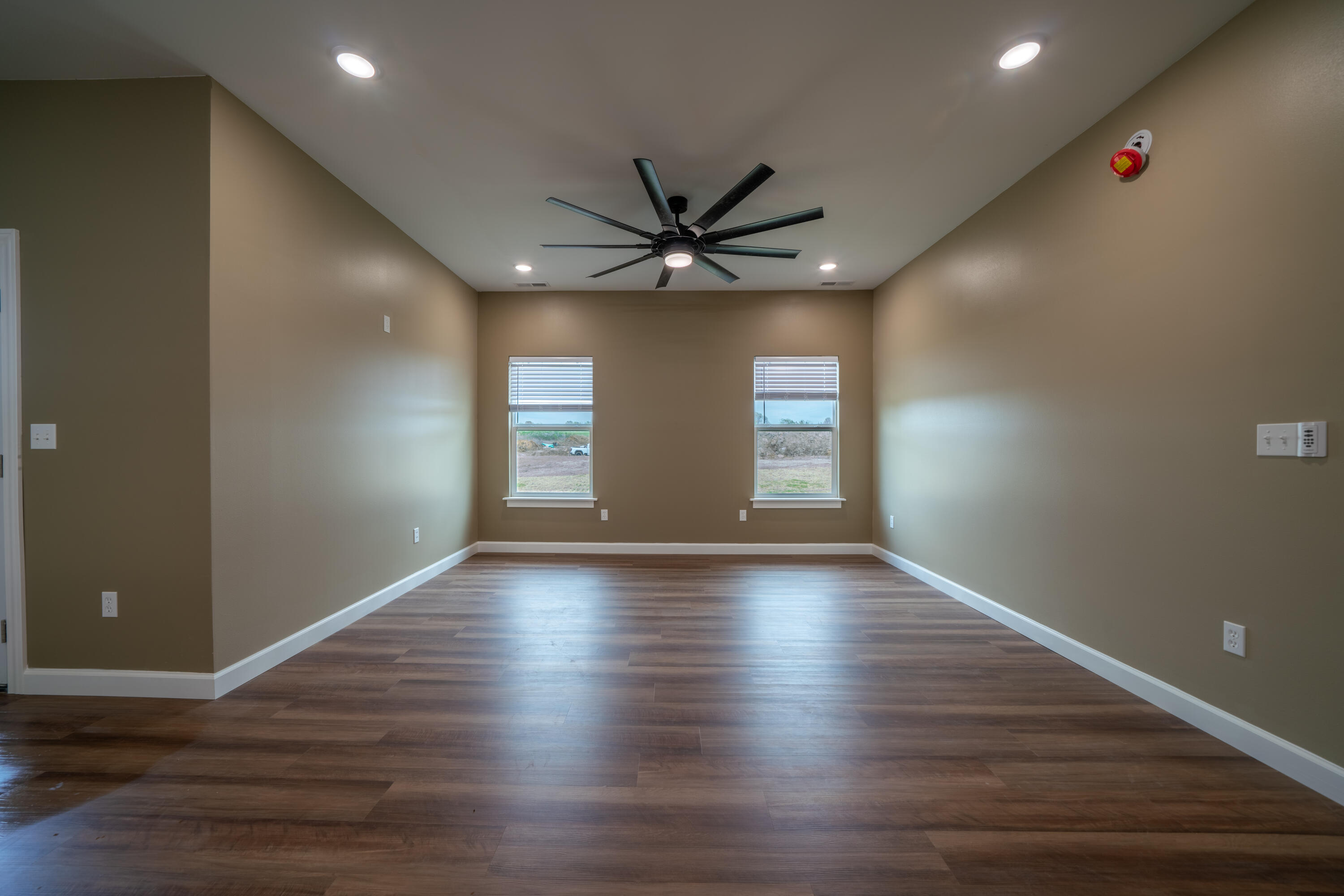 779 Vine Dr Property Photo 19