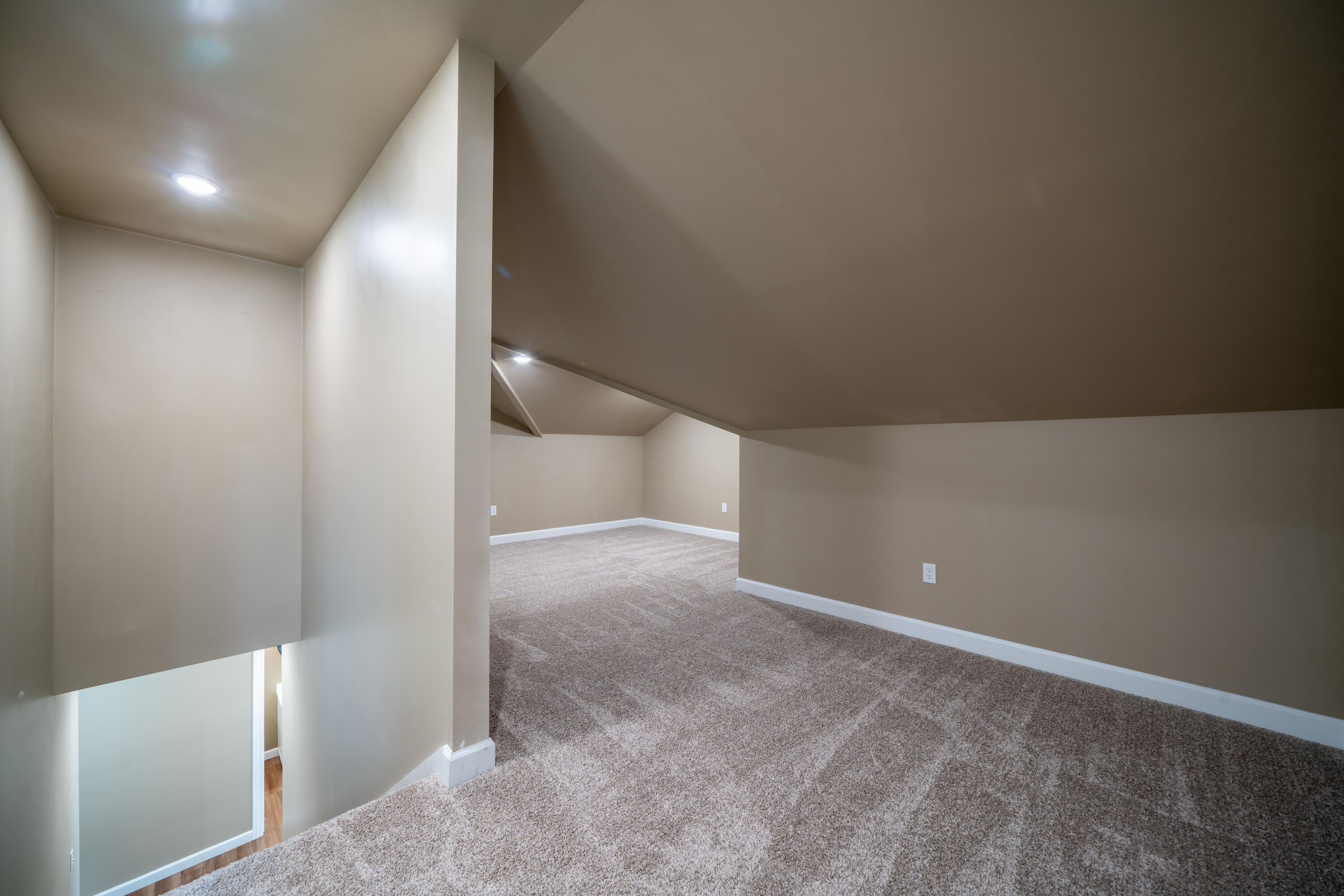 779 Vine Dr Property Photo 33