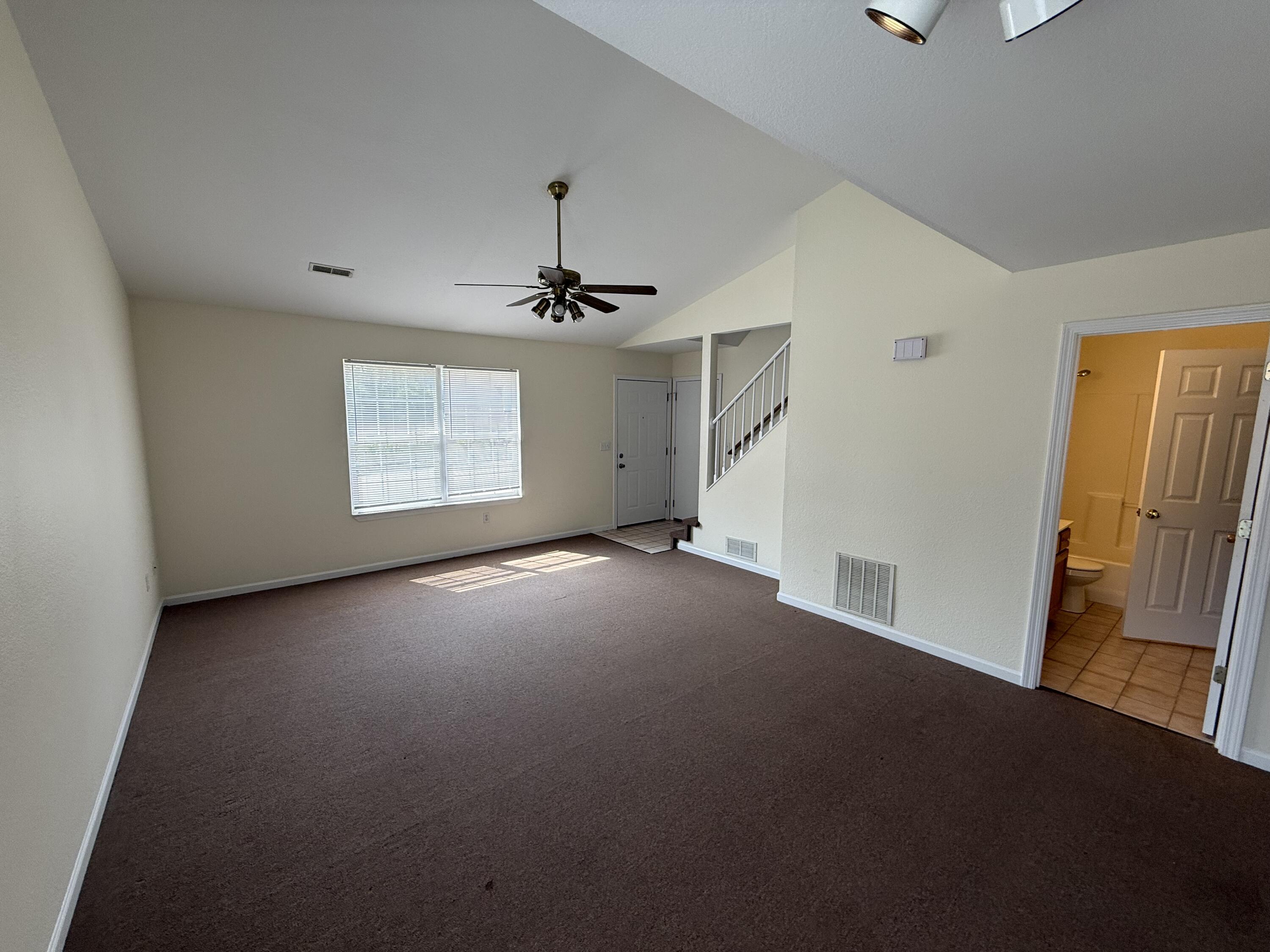 1326 N Frideriki Dr Property Photo 4