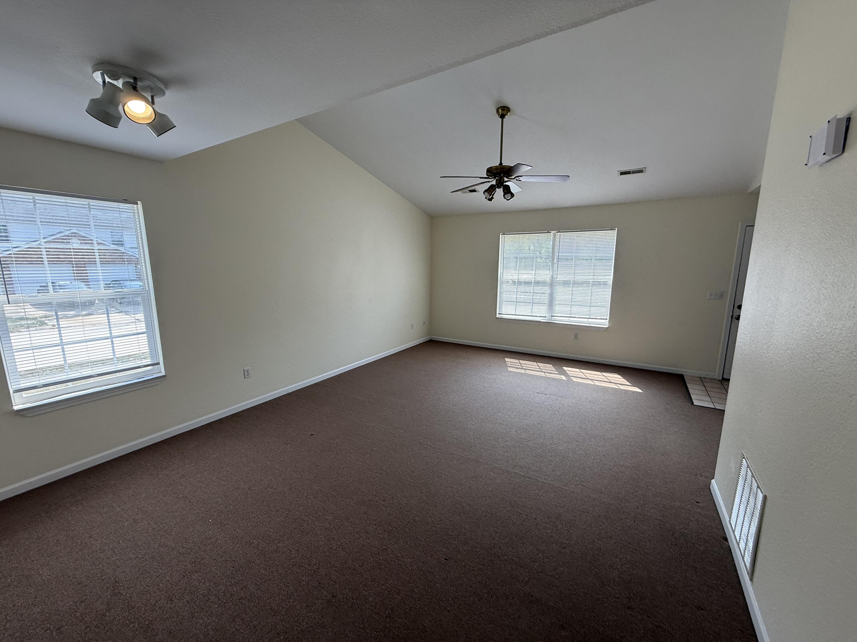 1326 N Frideriki Dr Property Photo 5
