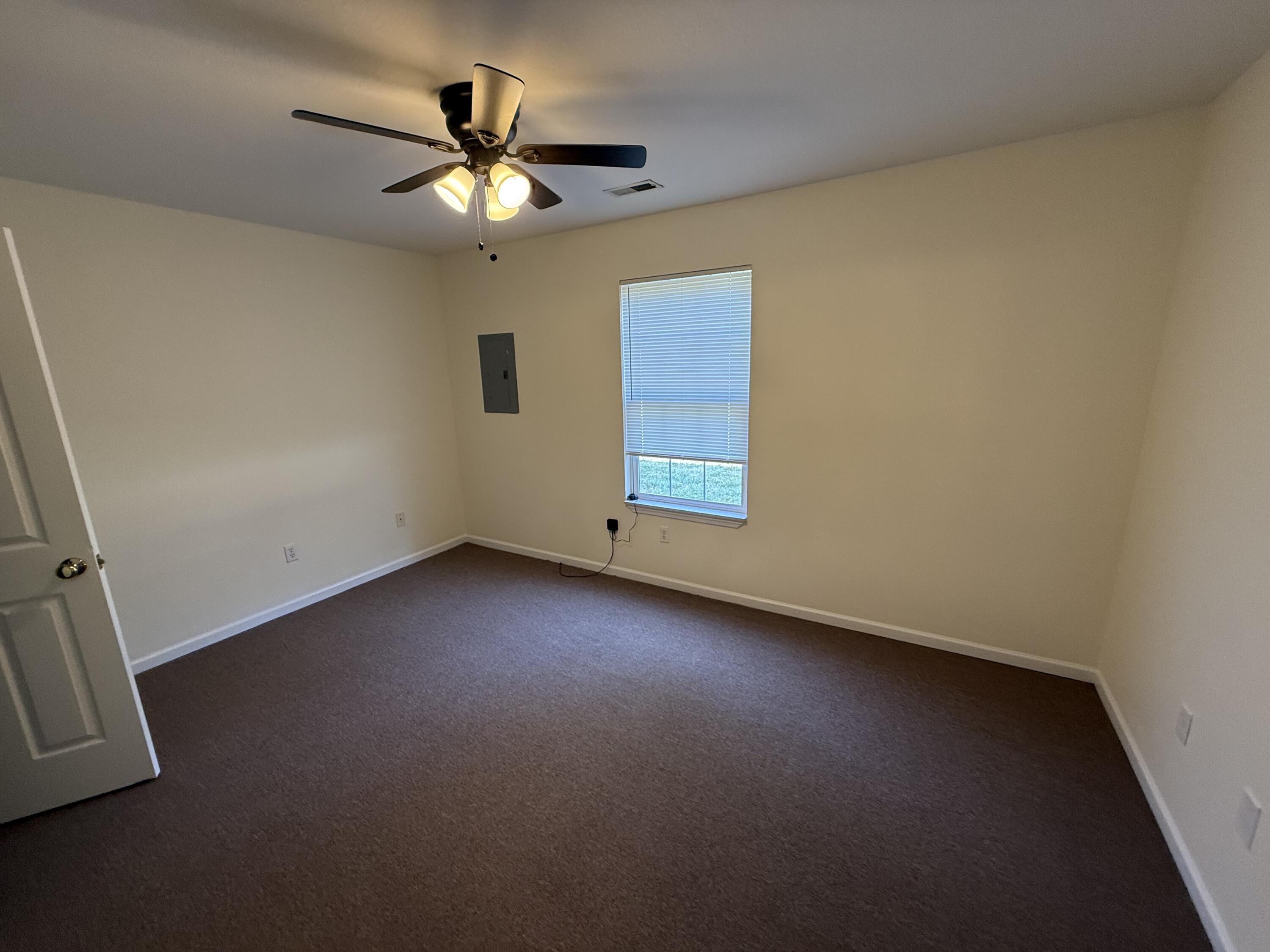 1326 N Frideriki Dr Property Photo 9