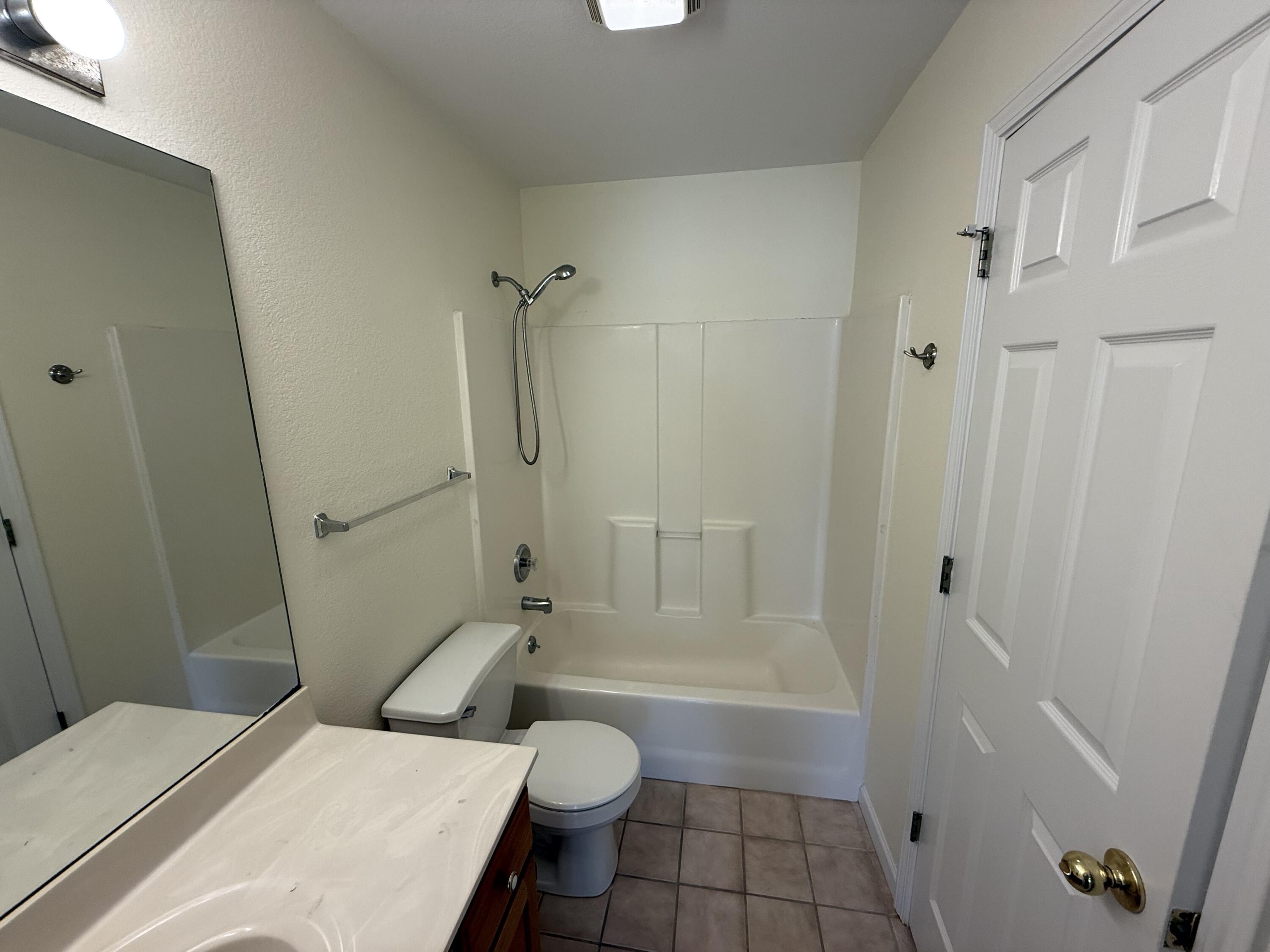 1326 N Frideriki Dr Property Photo 13