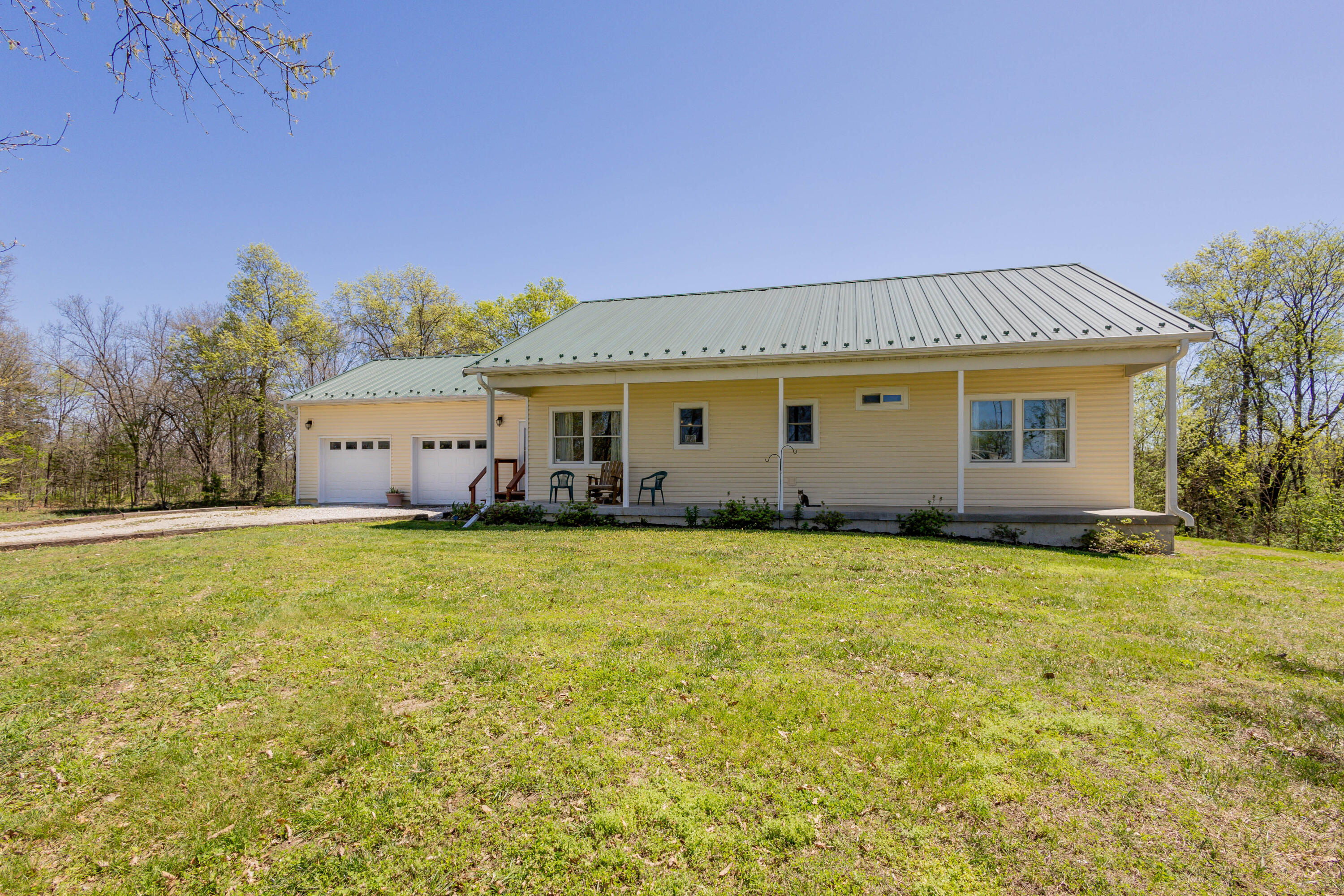 2796 County Road 2580 Property Photo 1