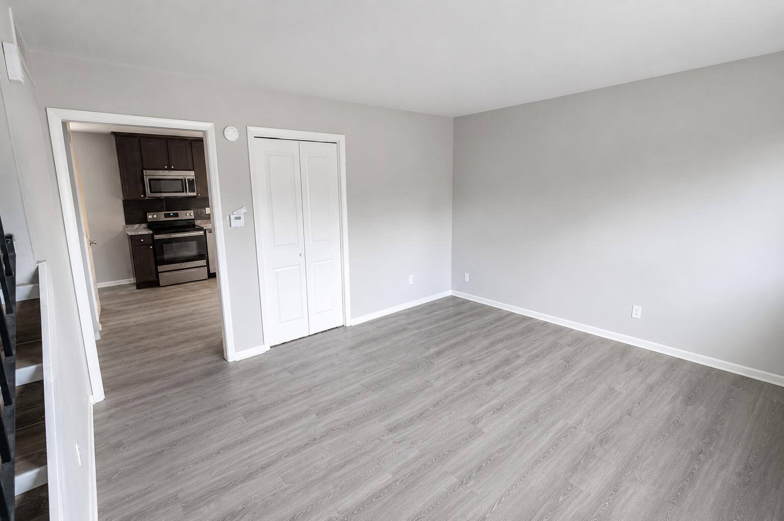 1219 Player Pl Property Photo 3