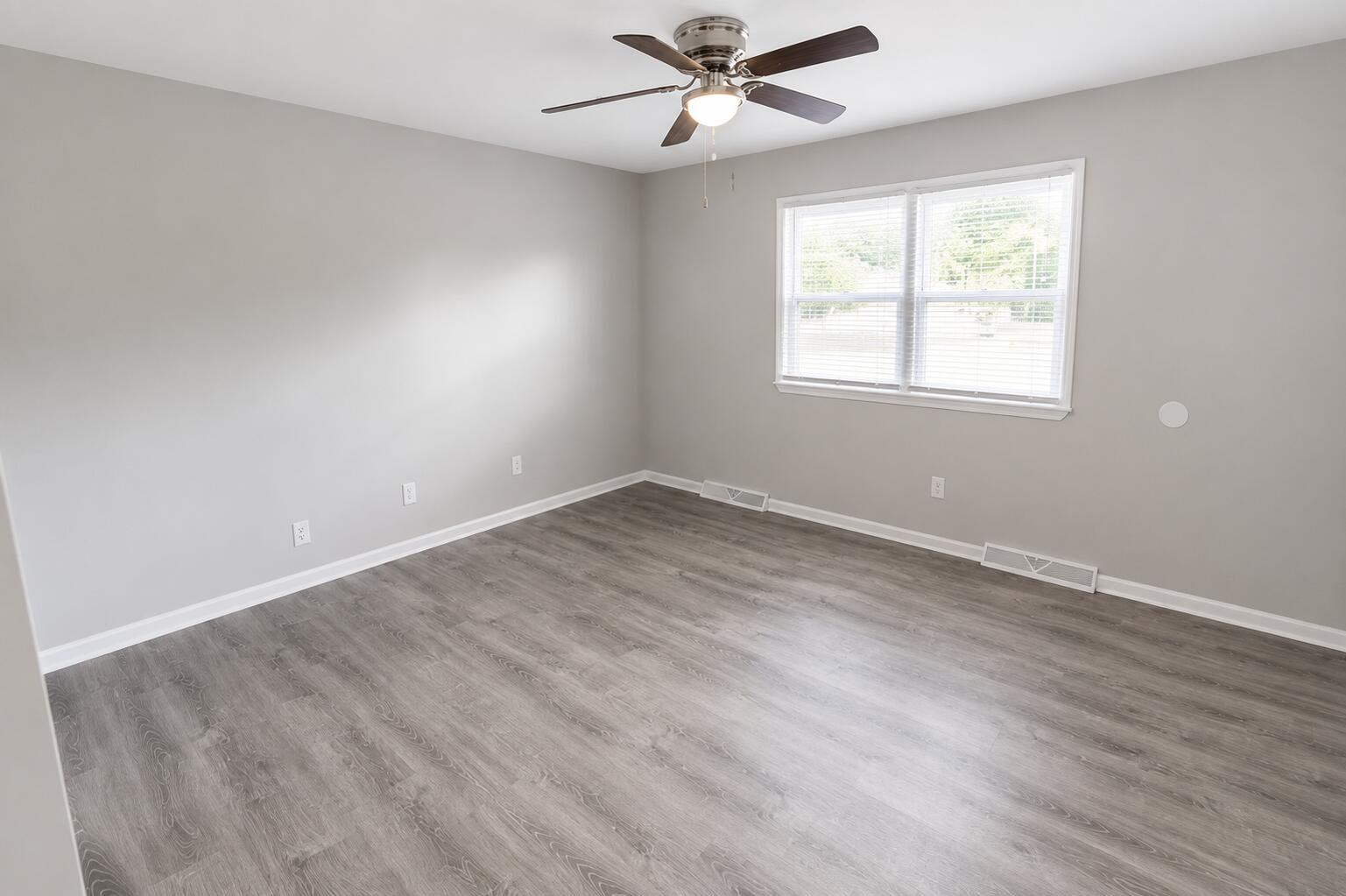 1219 Player Pl Property Photo 12