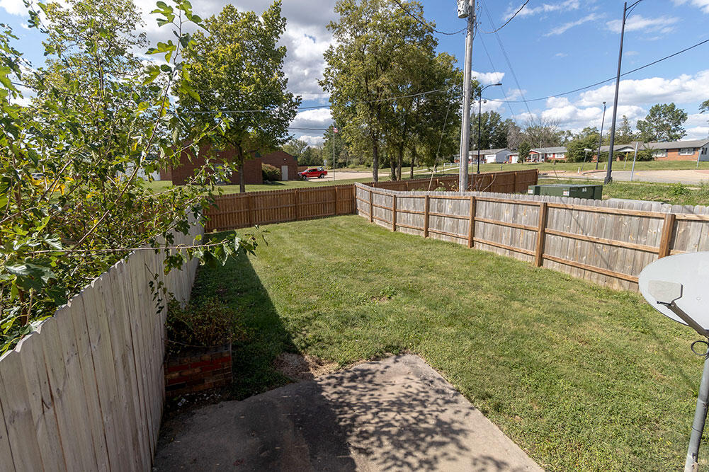 1219 Player Pl Property Photo 28