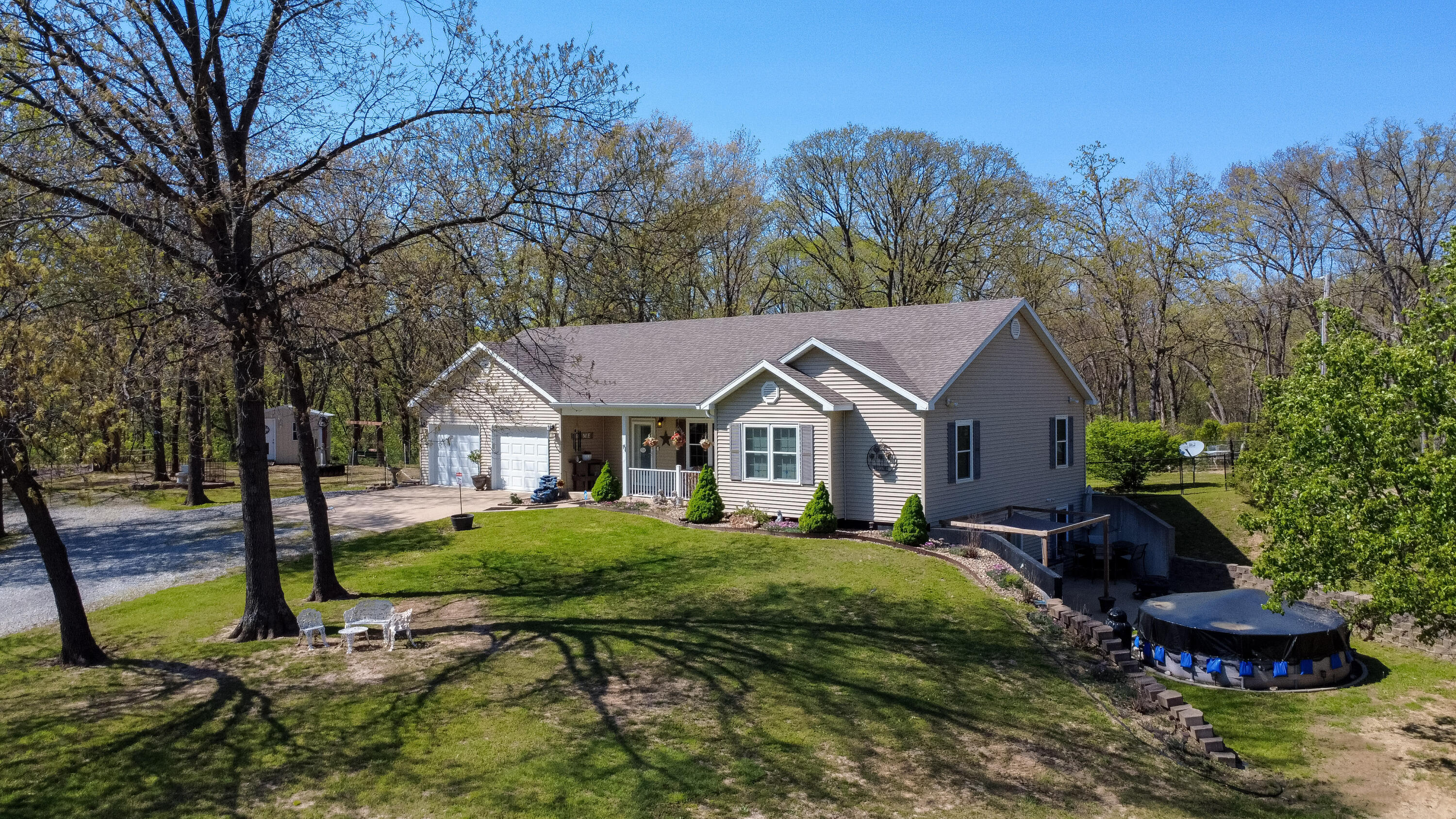 9495 E Mount Zion Church Rd Property Photo 1