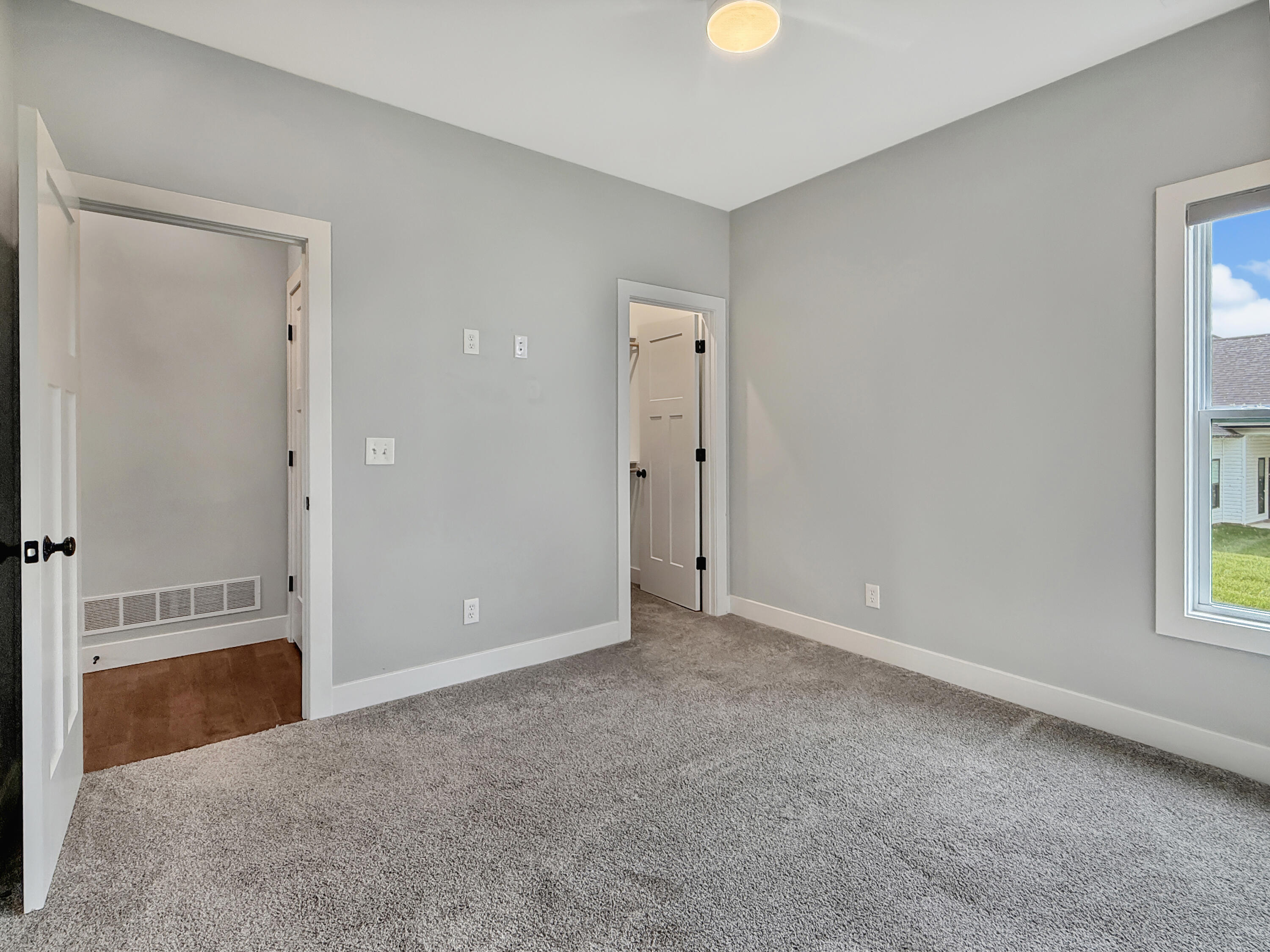 15075 Everglades Dr Property Photo 24