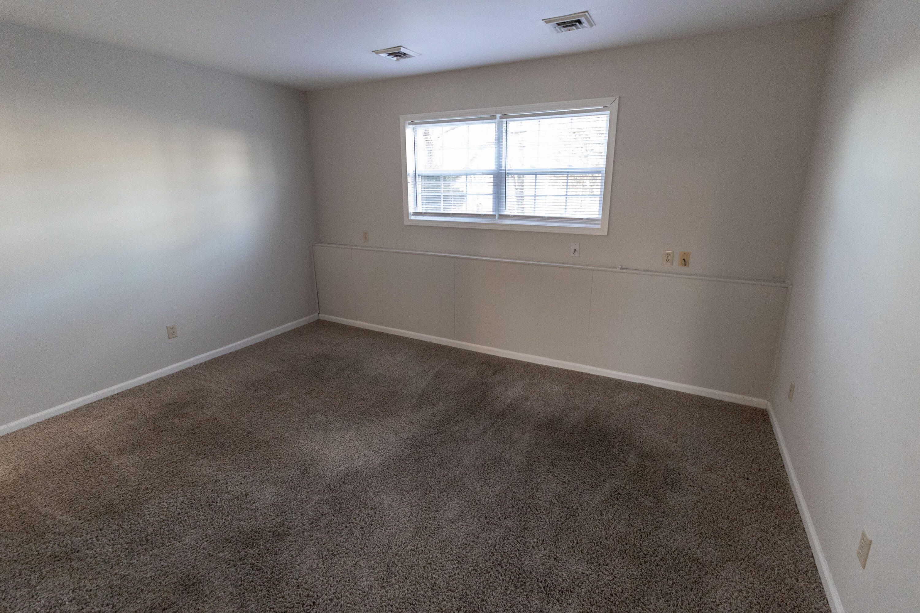 2916 Leeway Dr D Property Photo 6