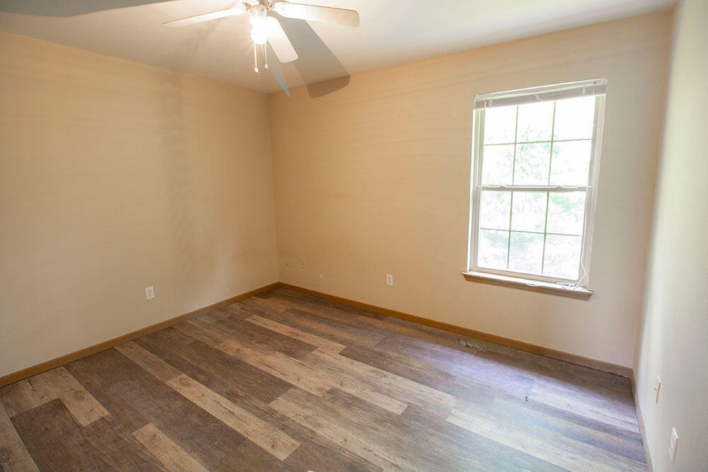 1503 Greensboro Dr Property Photo 15