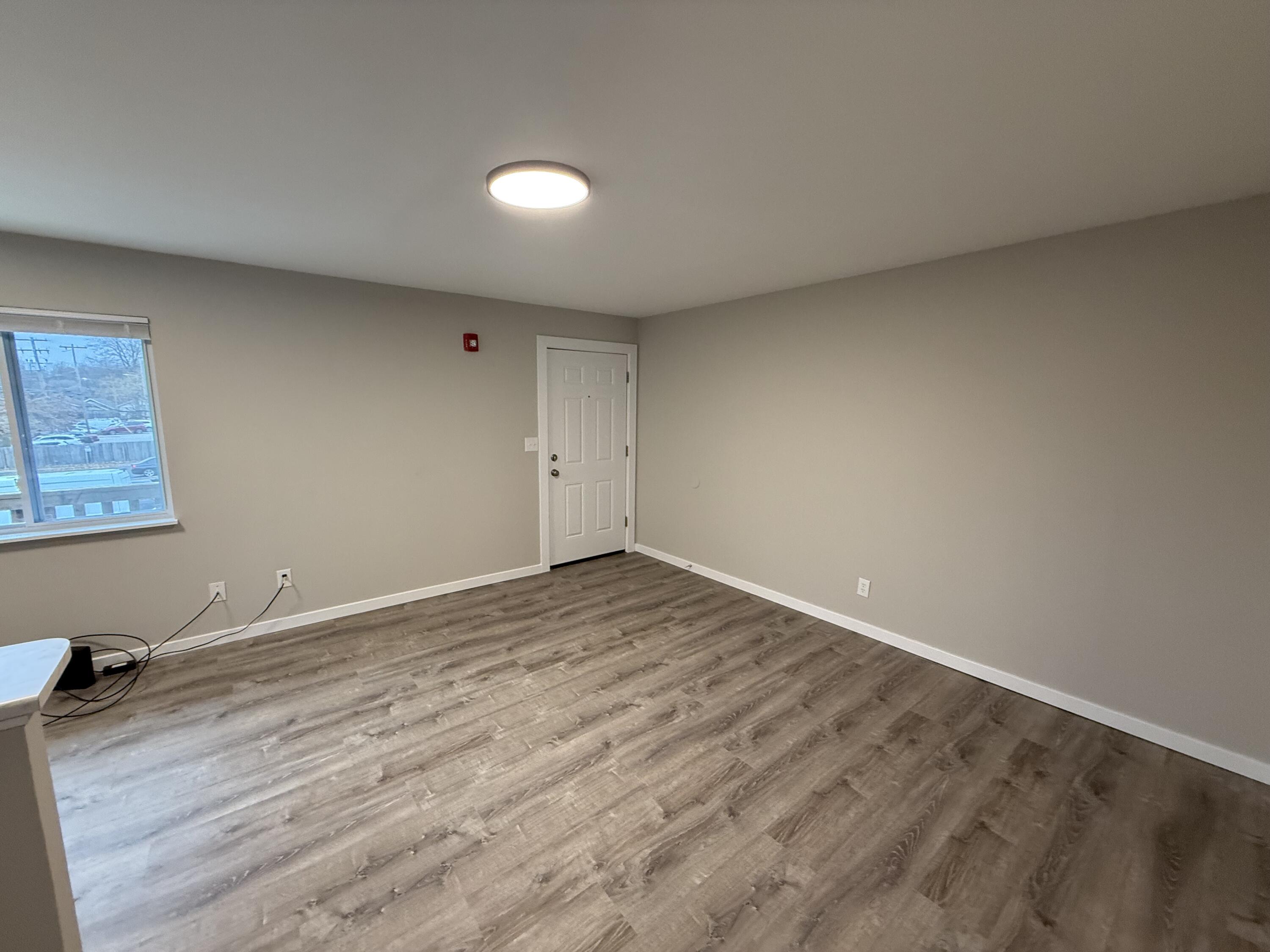 105 N Garth Ave 55 Property Photo 5