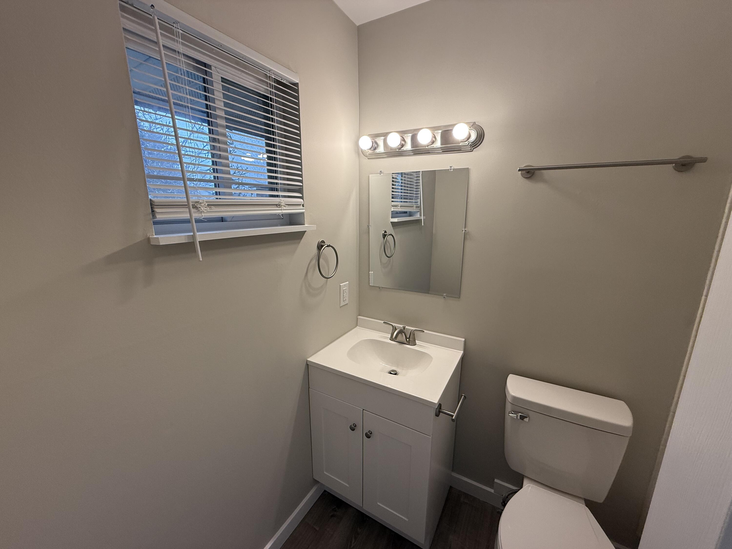 105 N Garth Ave 55 Property Photo 13