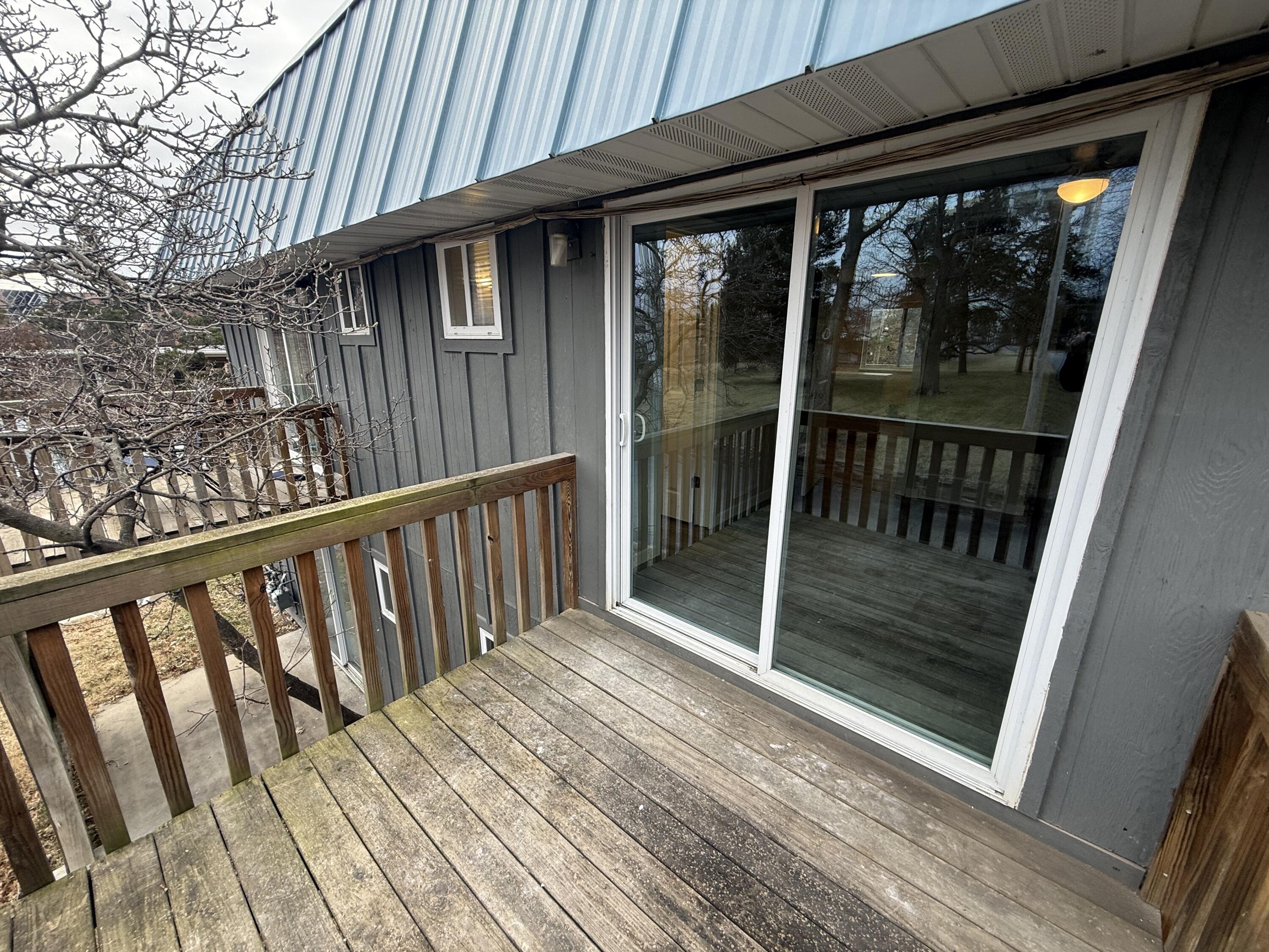 105 N Garth Ave 55 Property Photo 16