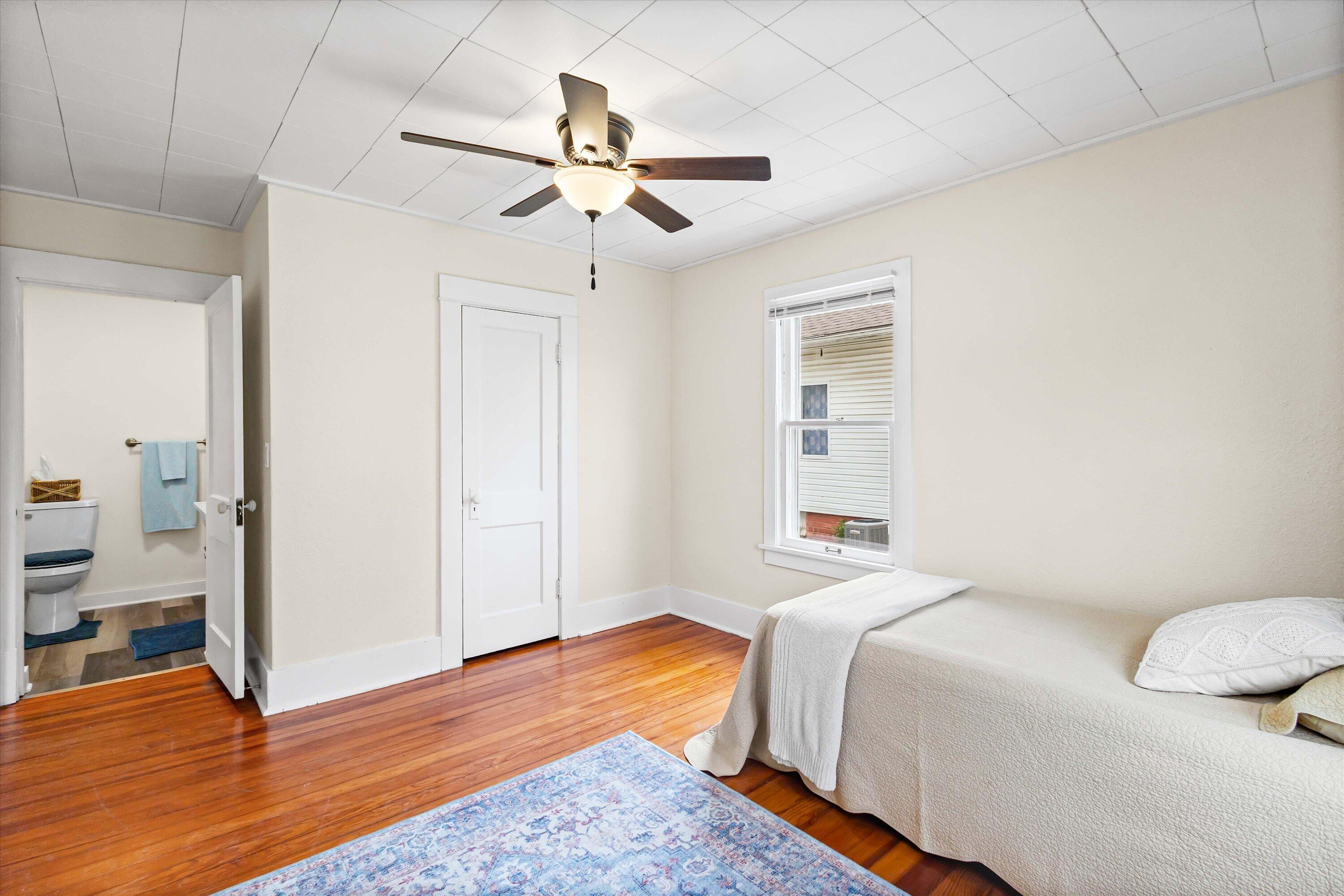 418 Roberts St Property Photo 21