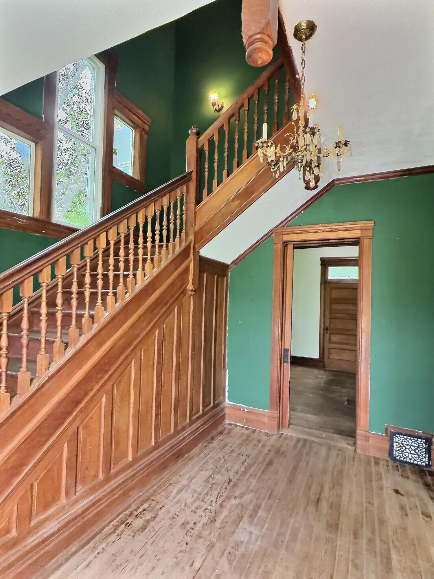 408 Vassar St Property Photo 3