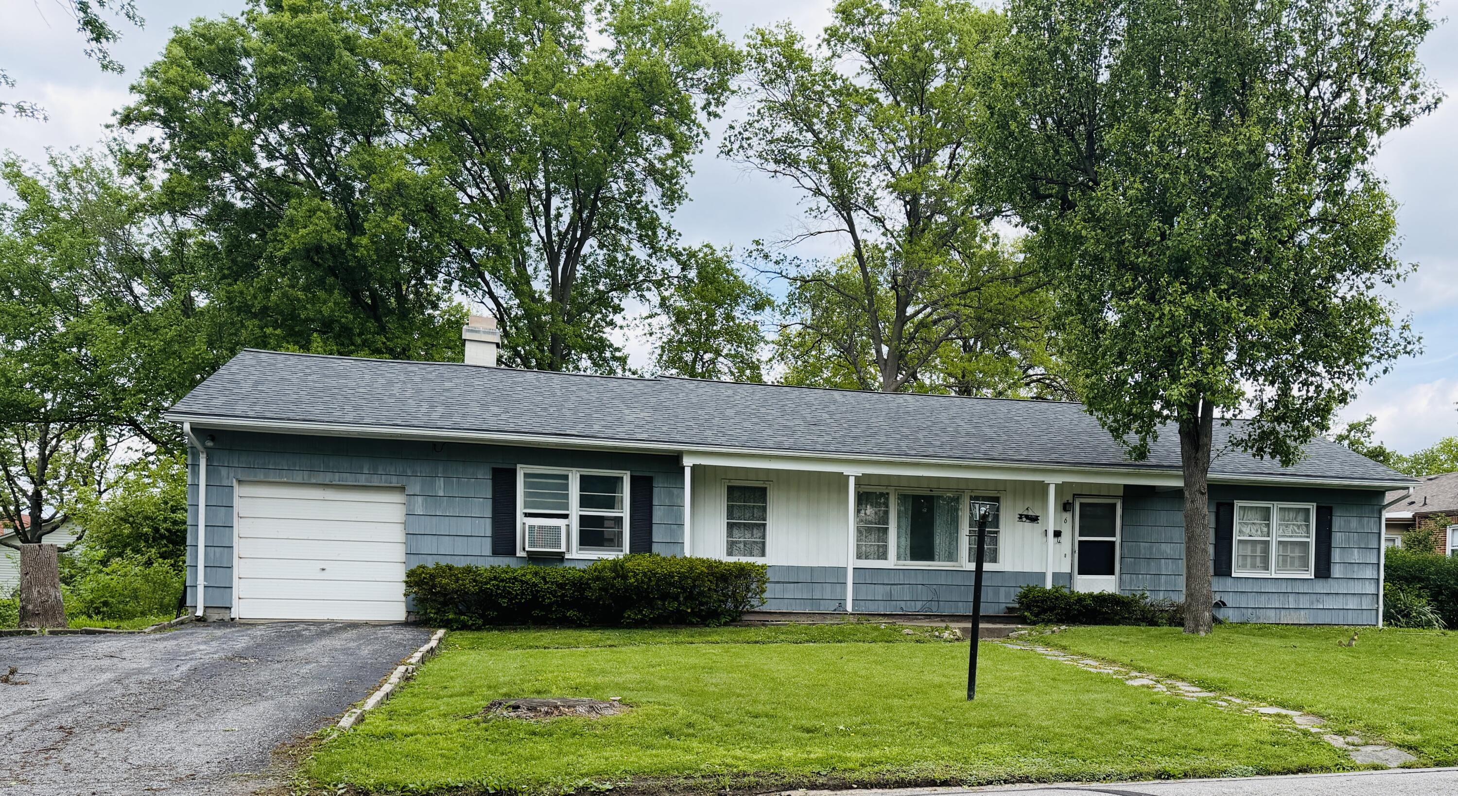 6 Elm Tree Terr Property Photo 2