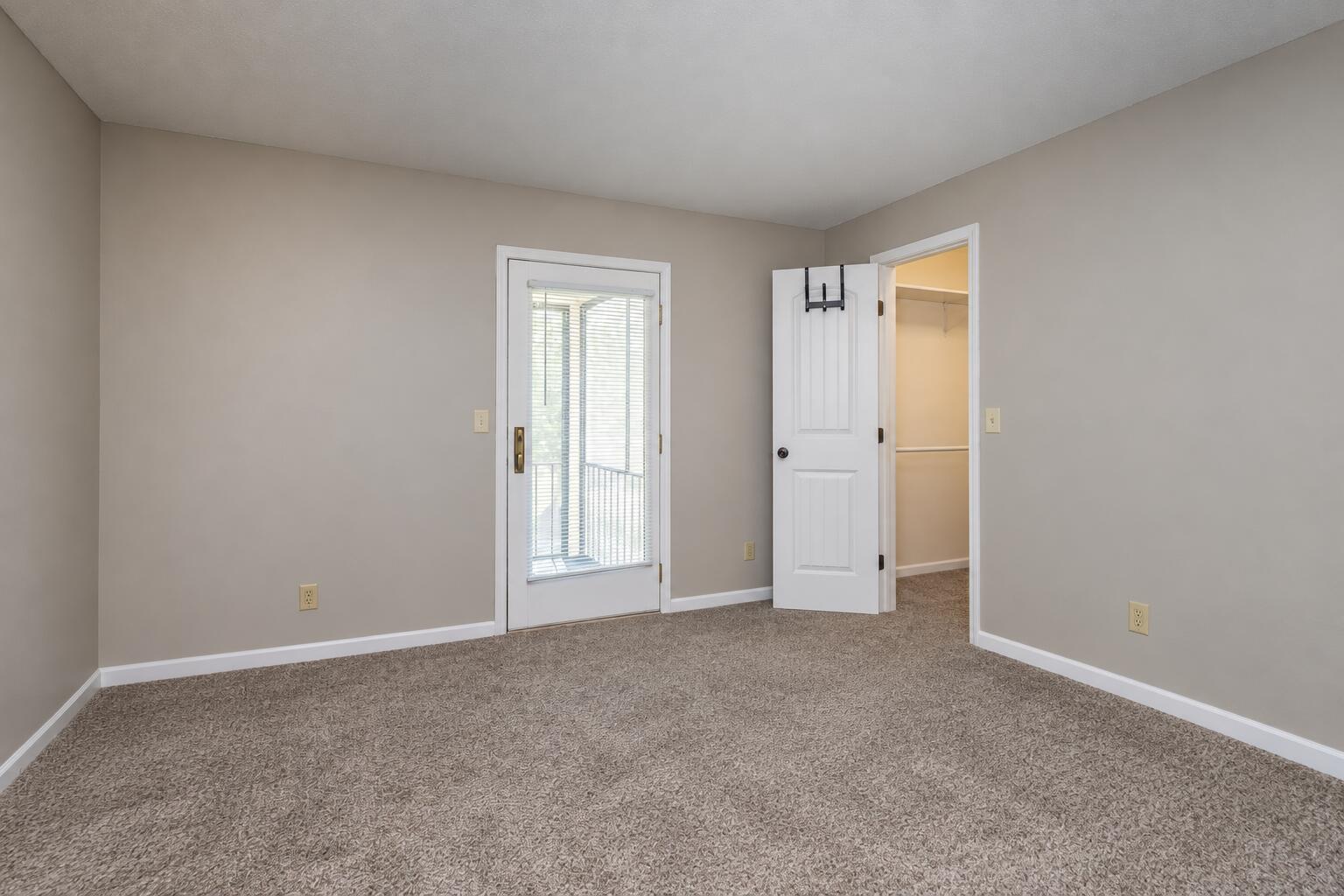 2308 Park Deville Pl Property Photo 3
