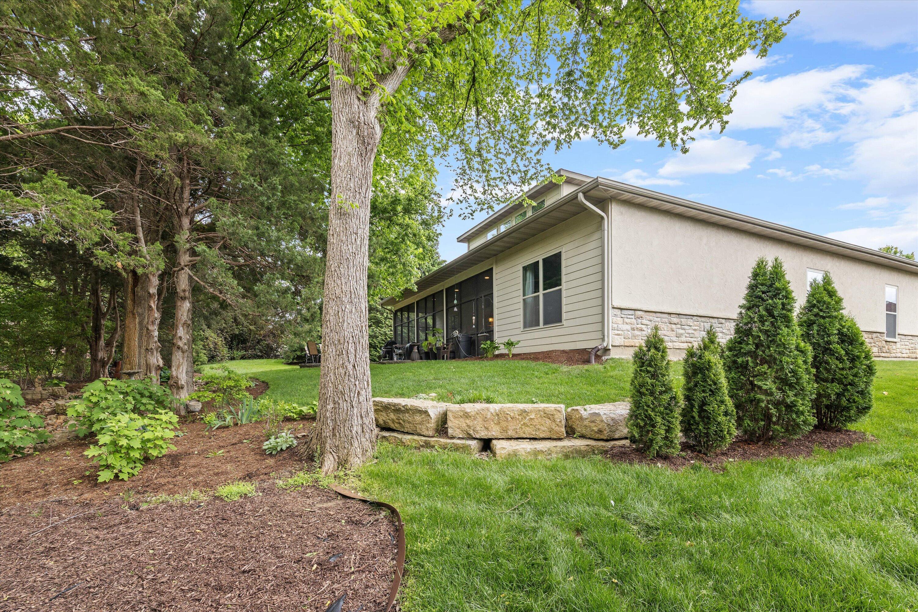 2708 Bristol Lake Dr Property Photo 48