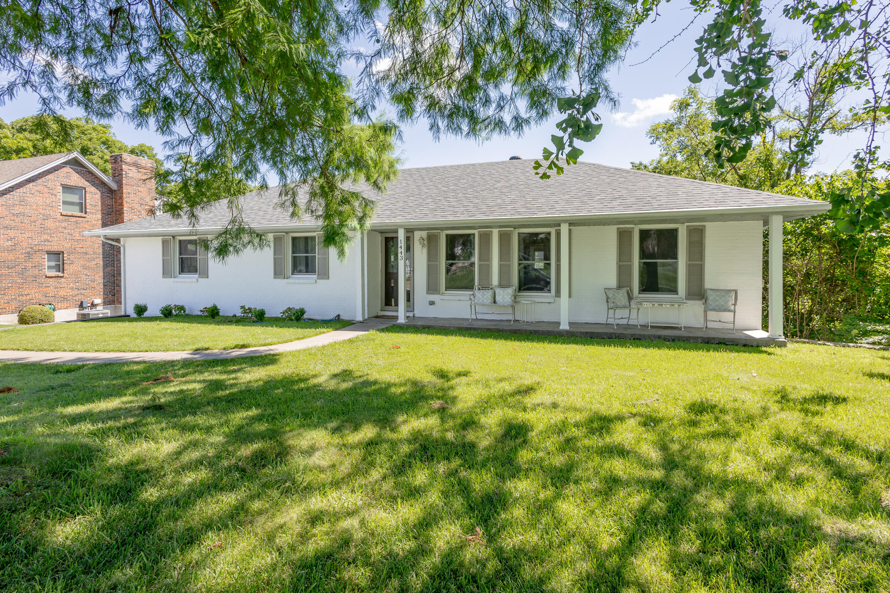 1443 Satinwood Dr Property Photo 1