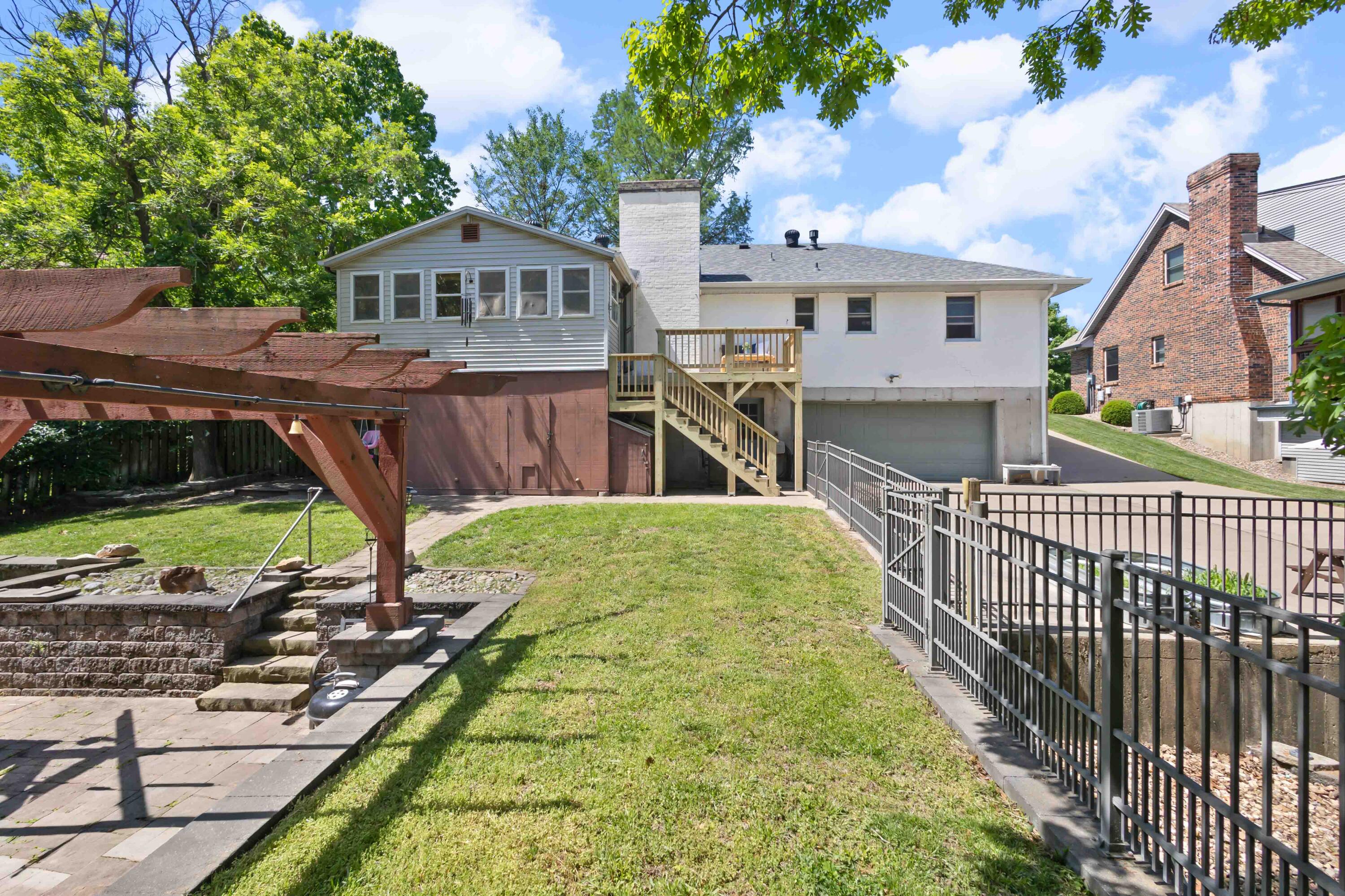 1443 Satinwood Dr Property Photo 43