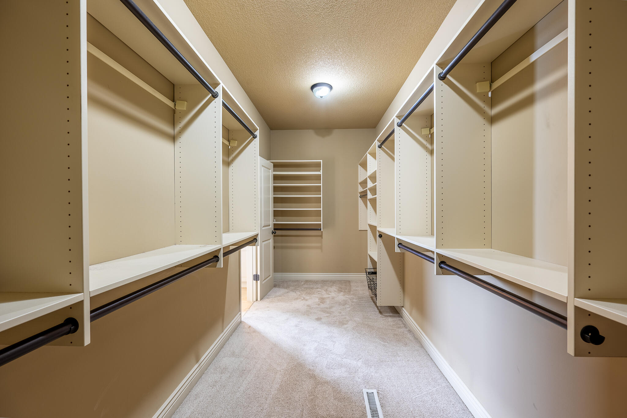 3502 Longfords Mill Dr Property Photo 17