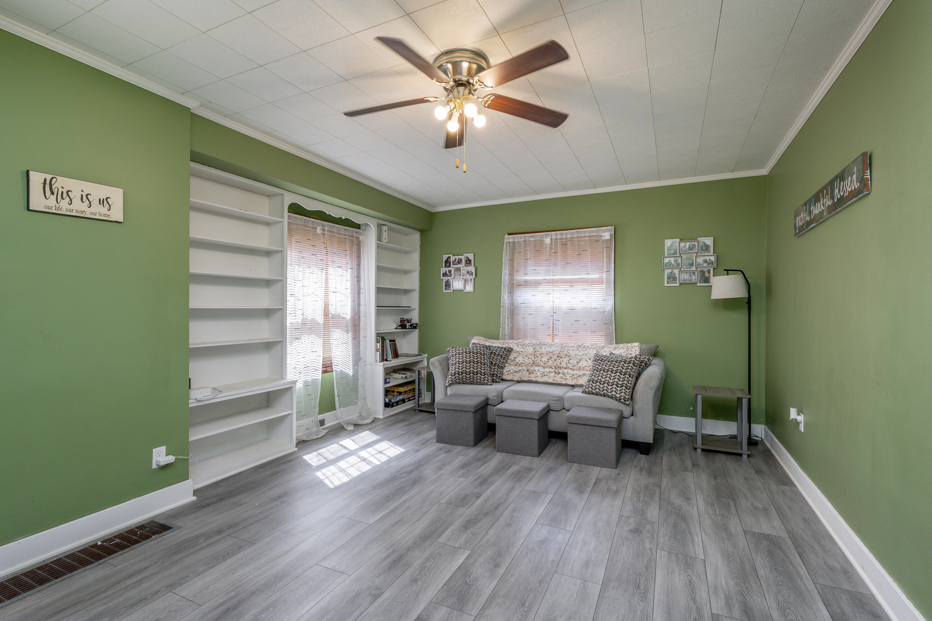 1321 N Olive St Property Photo 6