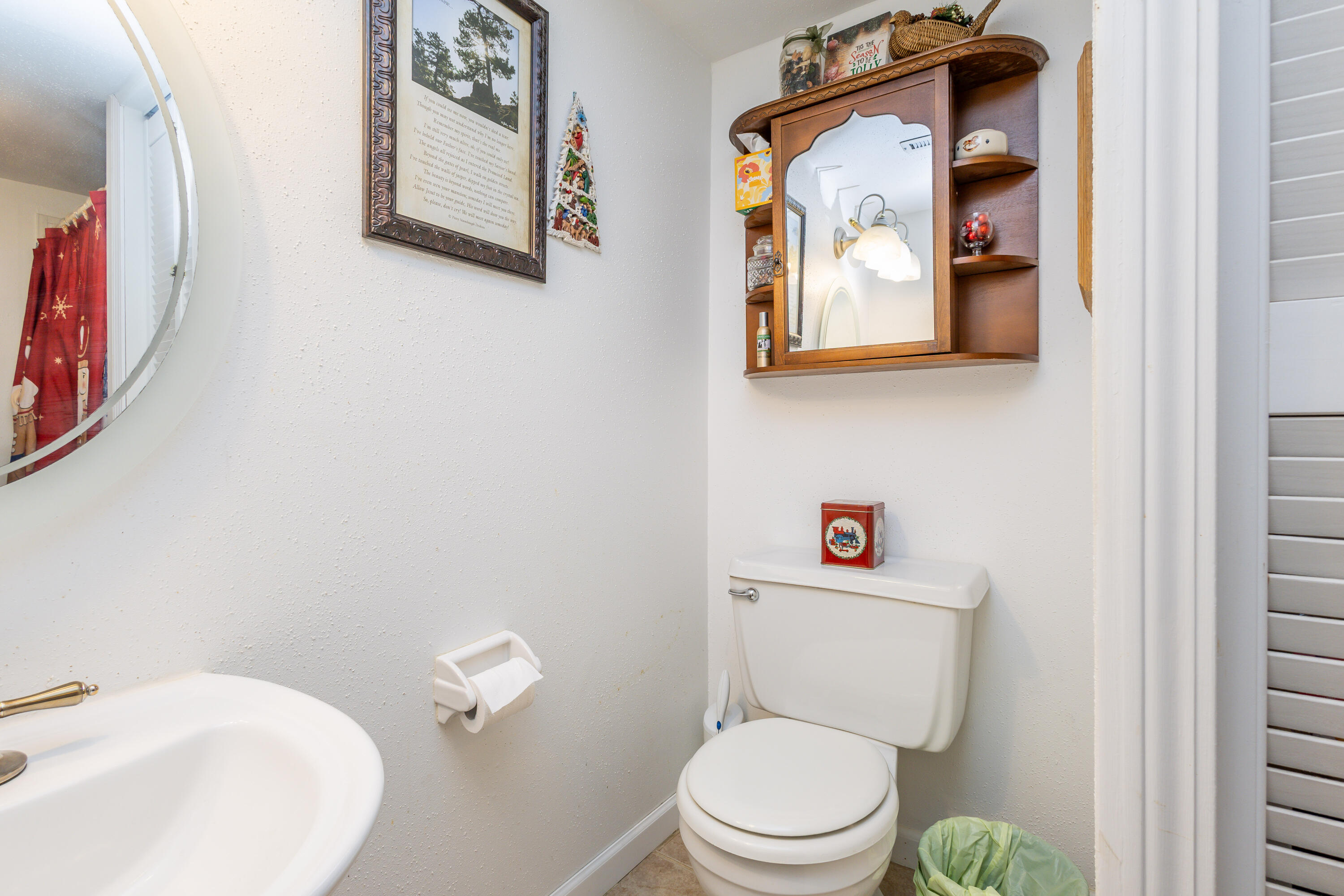 308 W Blvd N Property Photo 24