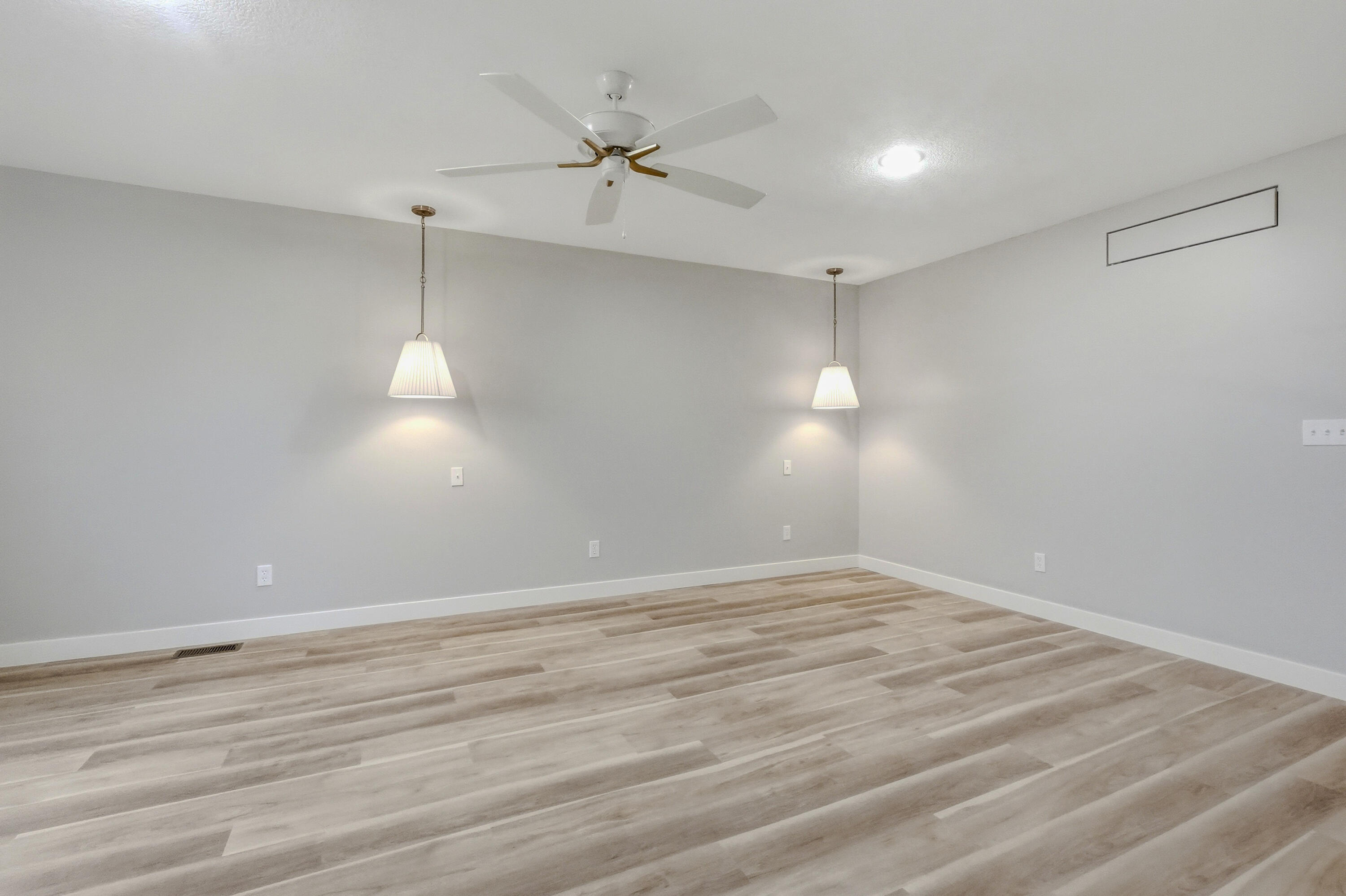 1101 Merrill Ct Property Photo 24