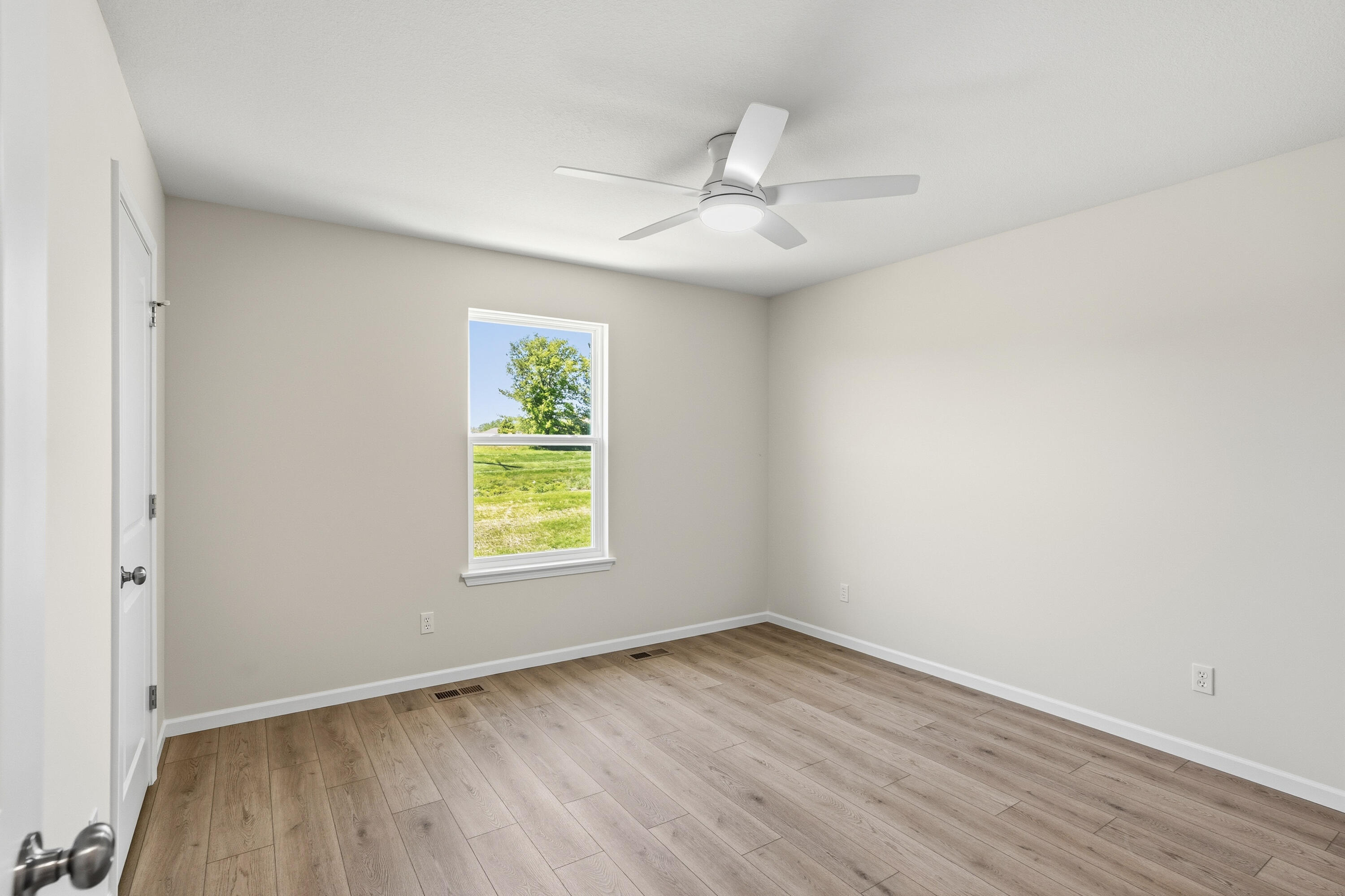 5205 Silver Mill Dr Property Photo 13