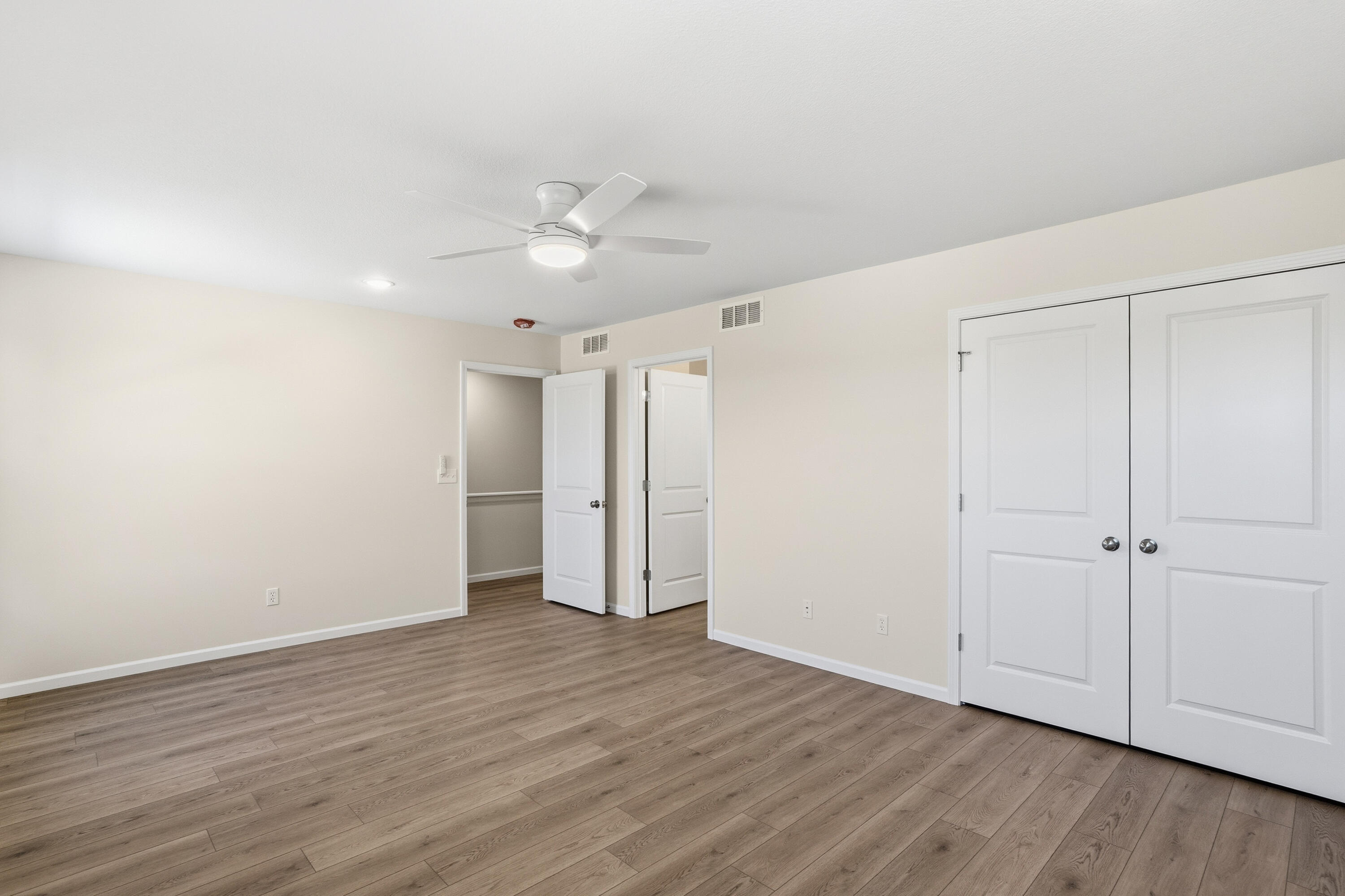 5205 Silver Mill Dr Property Photo 17