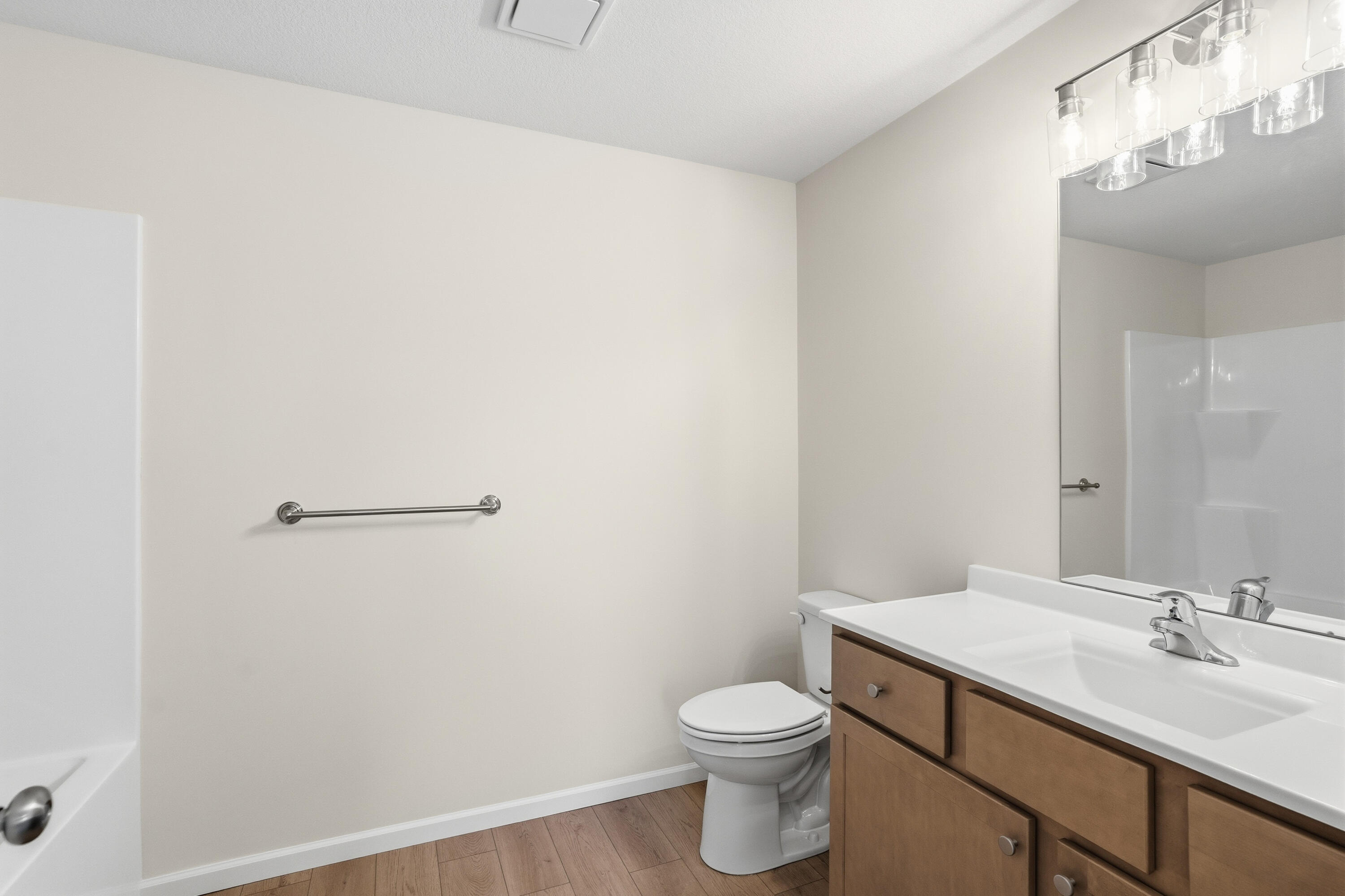 5205 Silver Mill Dr Property Photo 18