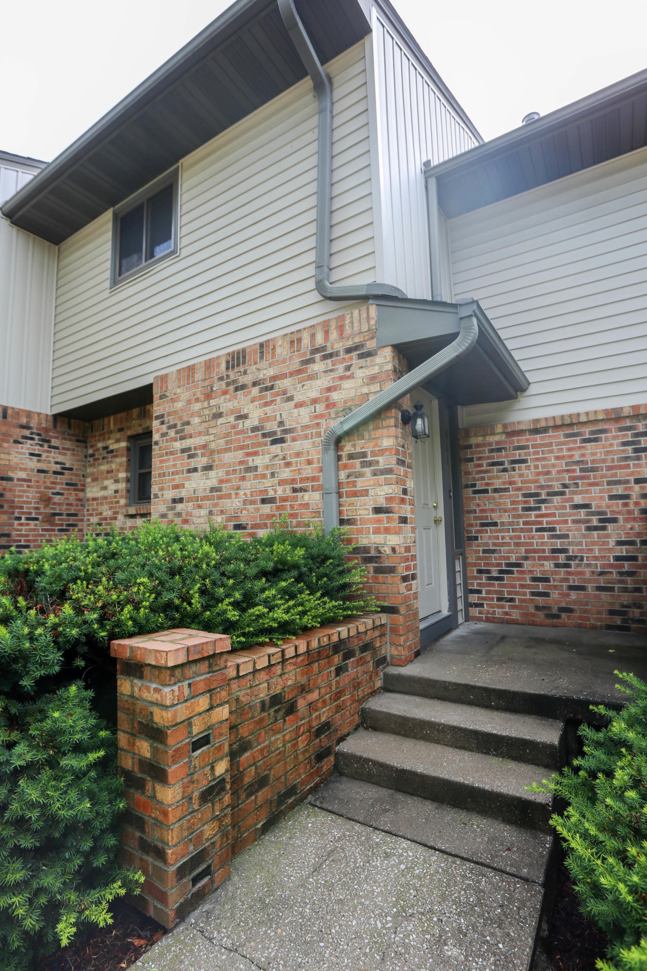 311 Foxfire Dr Property Photo 2