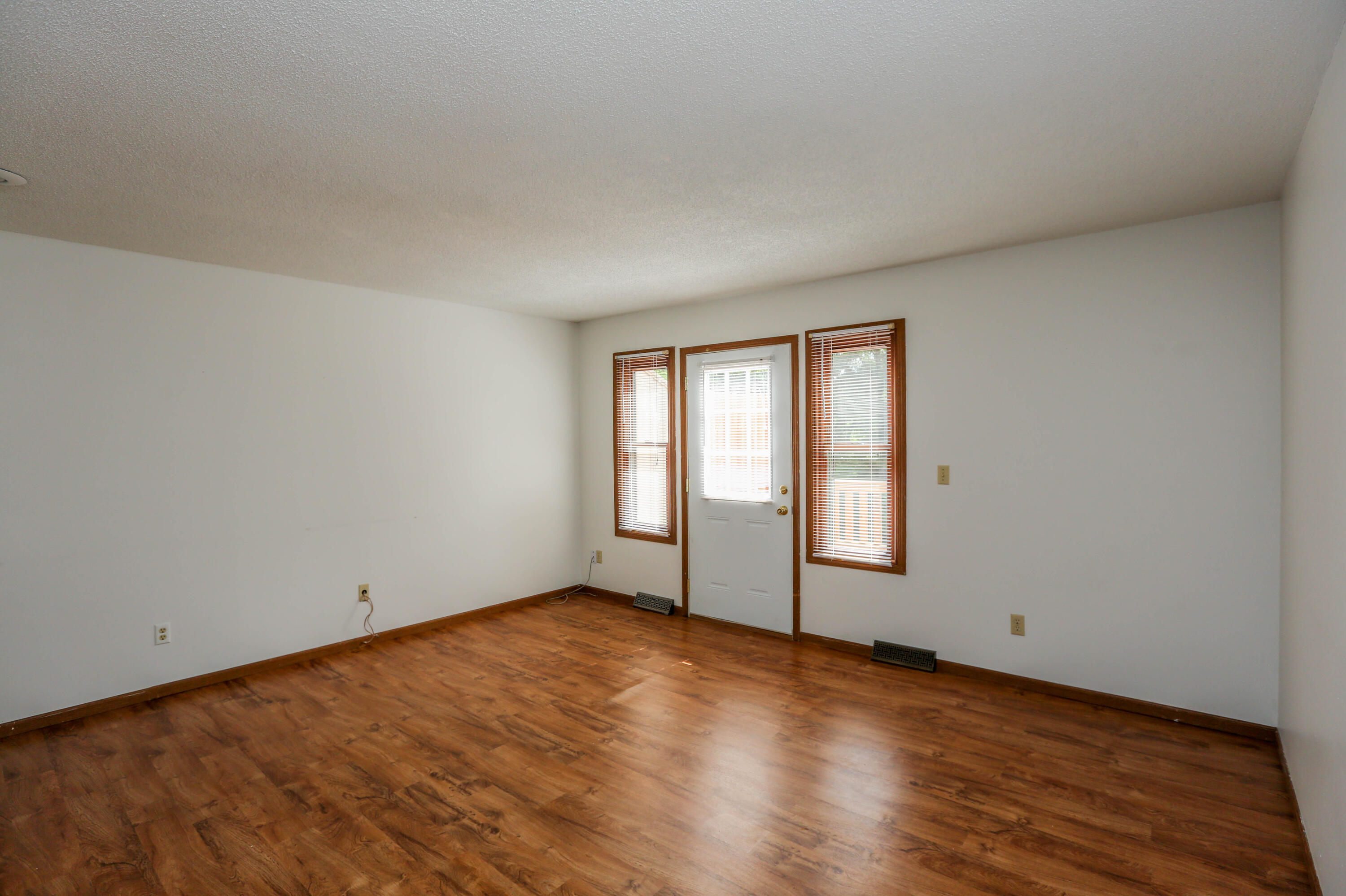 311 Foxfire Dr Property Photo 8