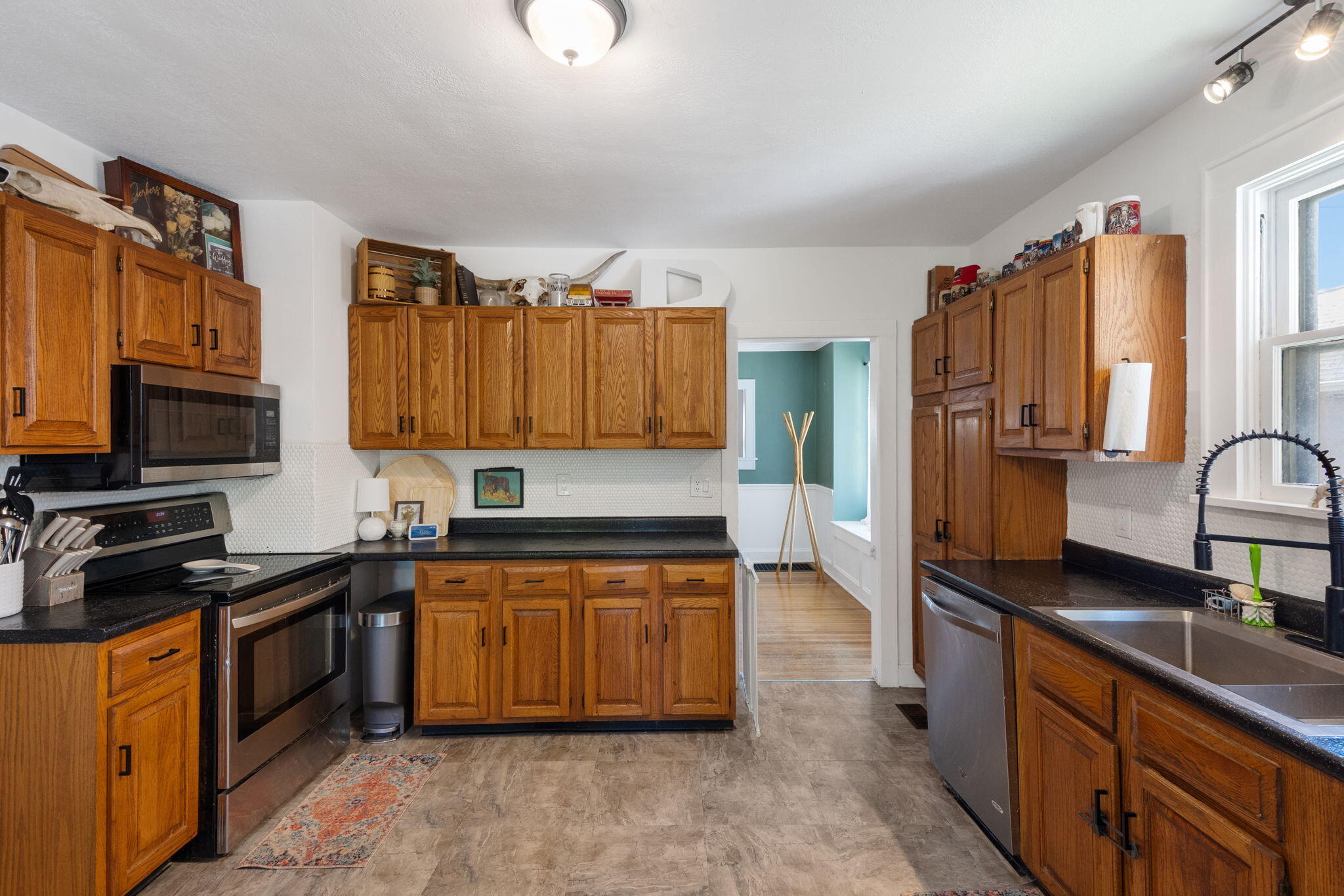 1017 Santa Fe Trail Property Photo 8