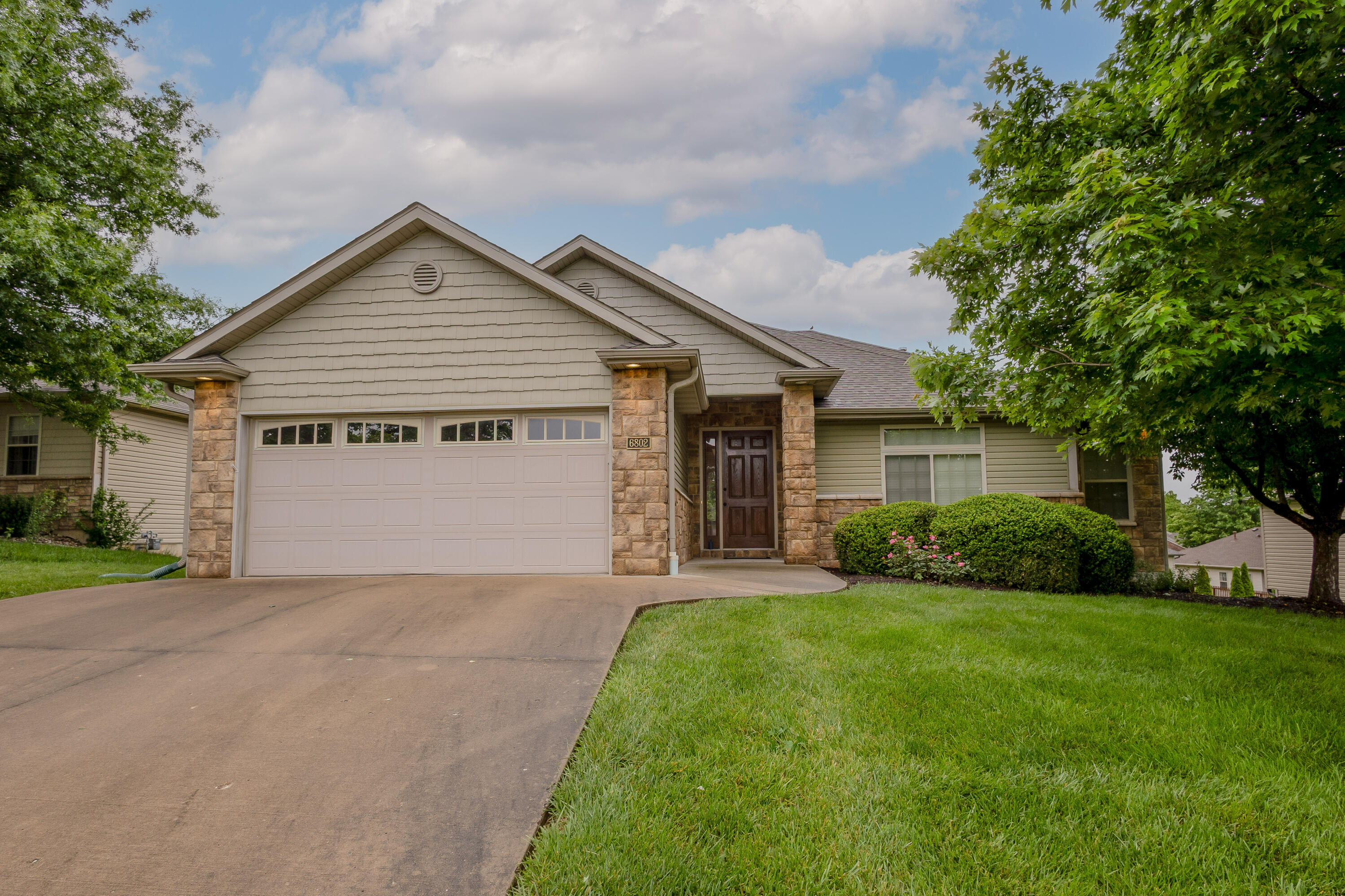 6802 Stanwood Dr Property Photo 1