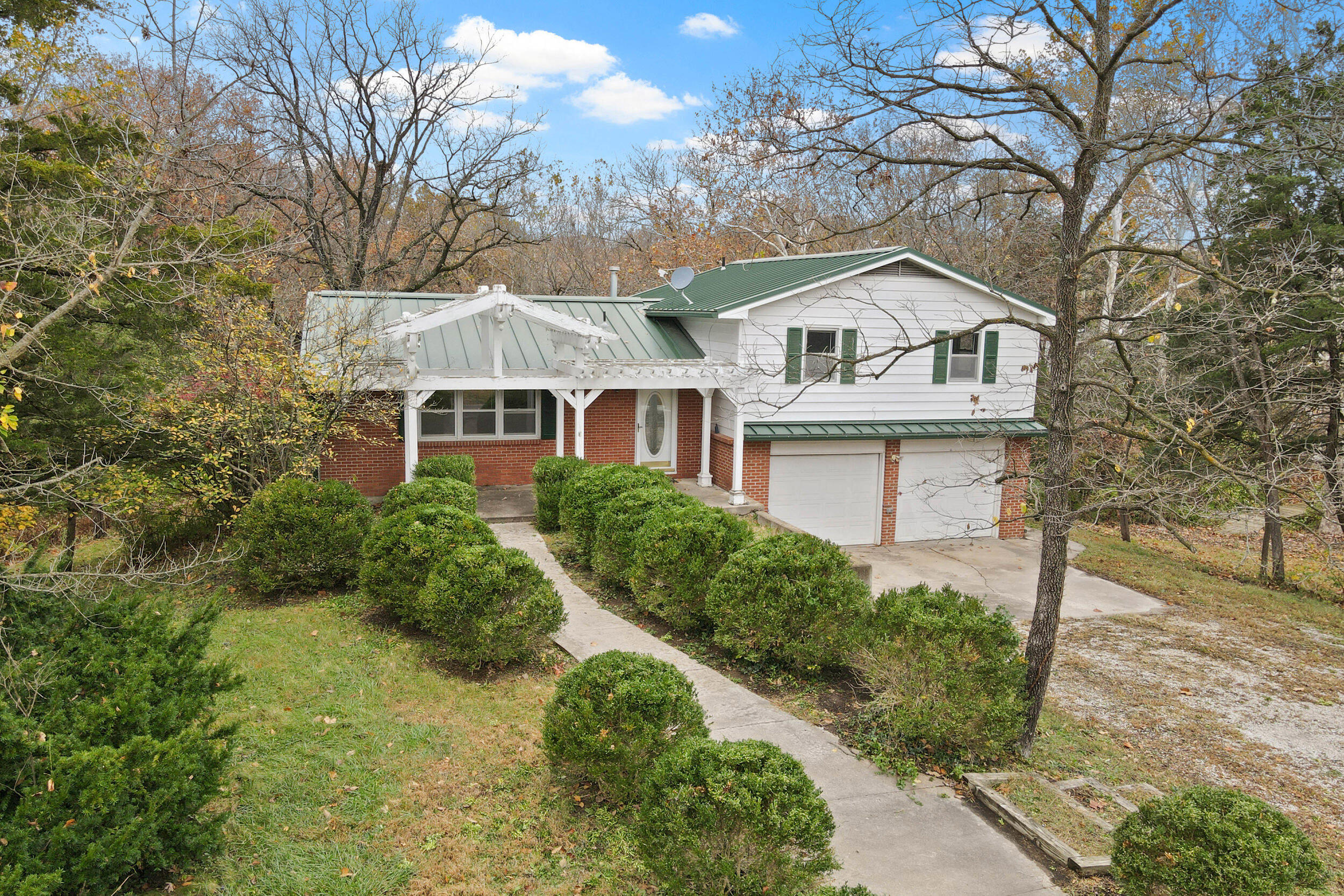5385 N Clearview Rd Property Photo 1