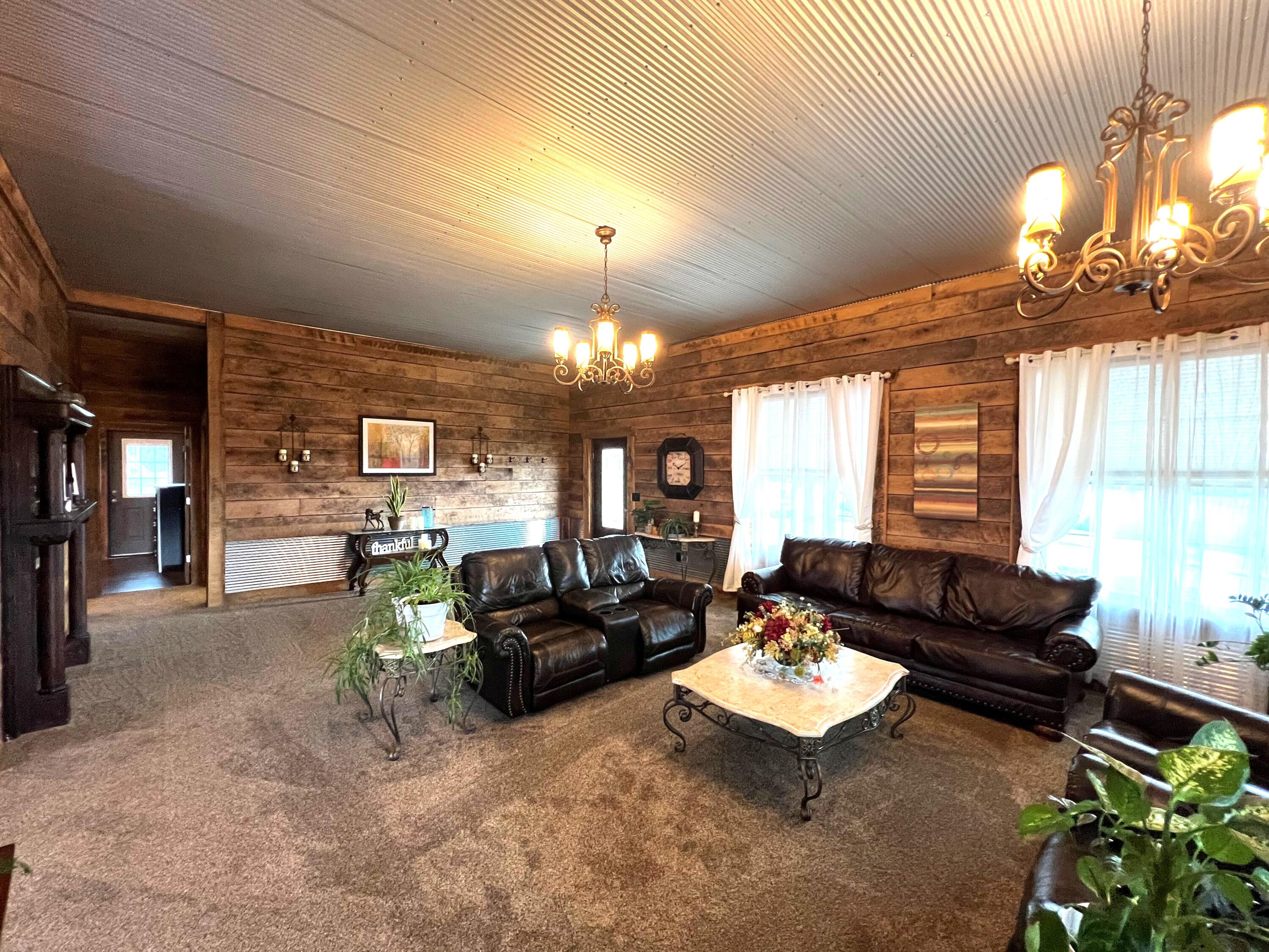 13985 N Property Photo 4