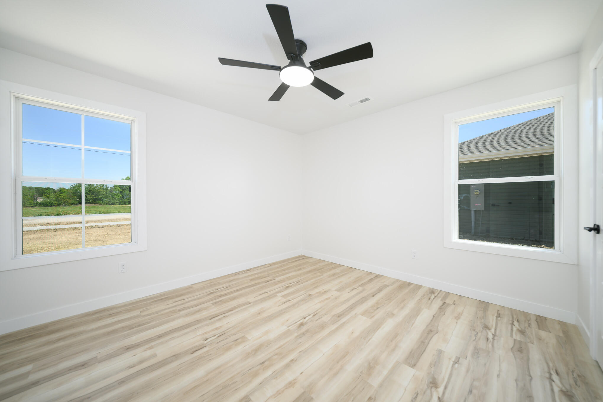 104 Love St Property Photo 10
