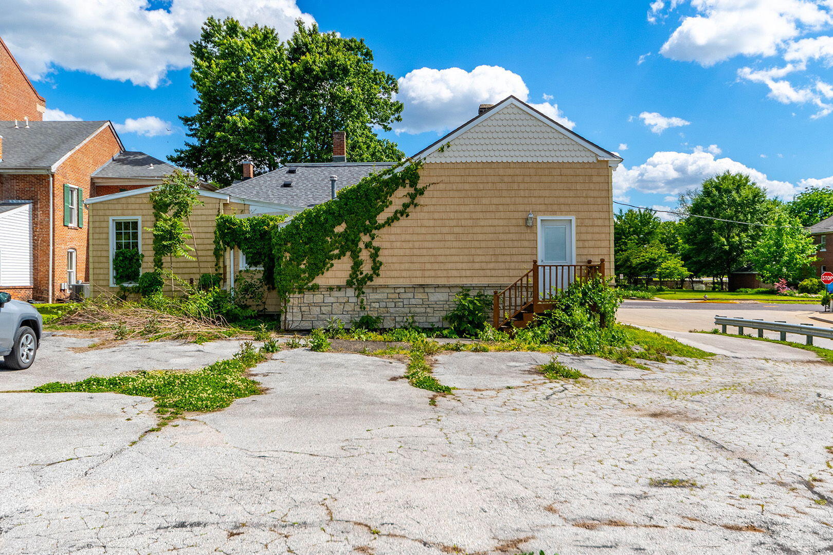 401 High St Property Photo 44