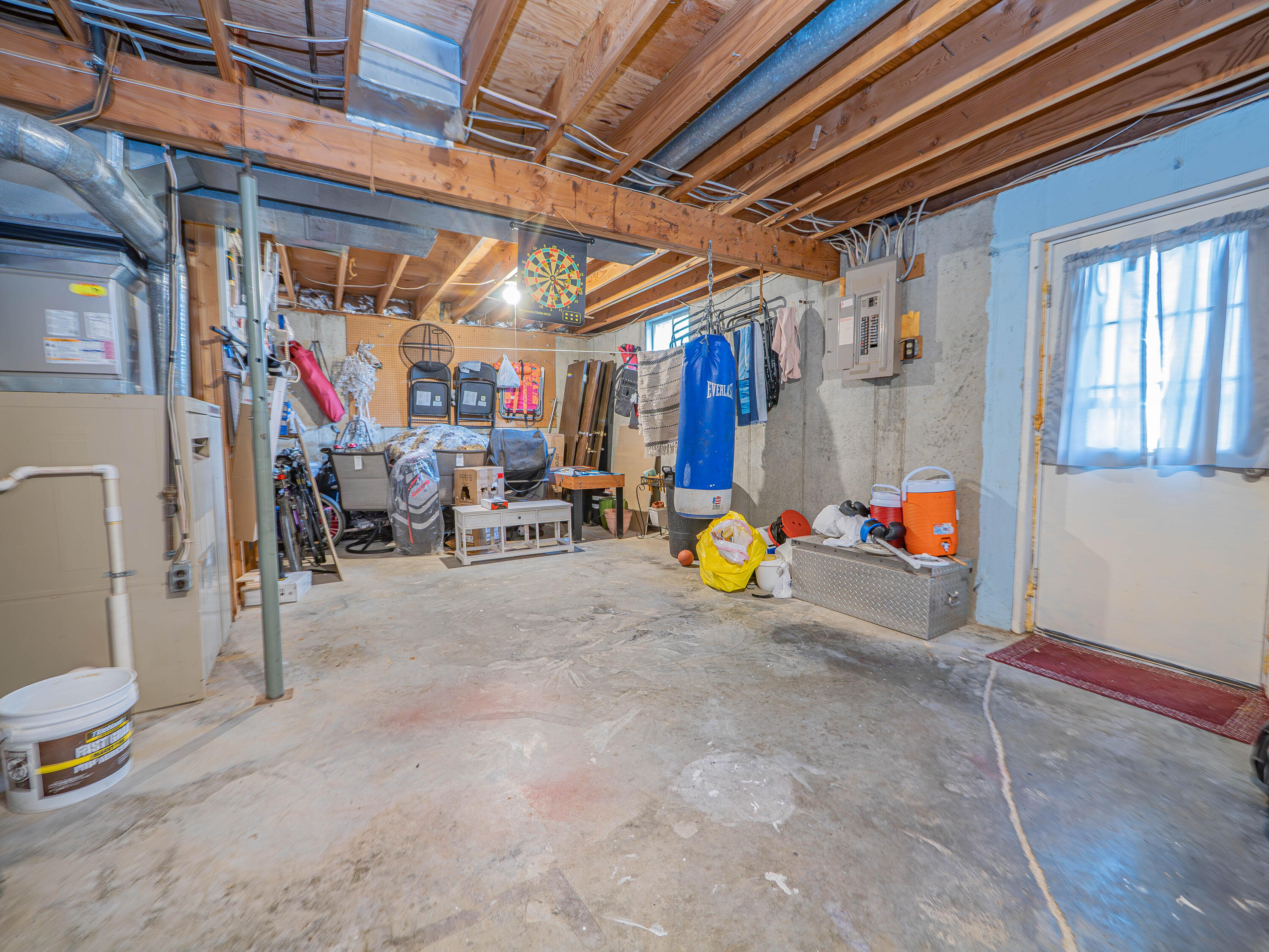 101 Lakeview Dr. Property Photo 34