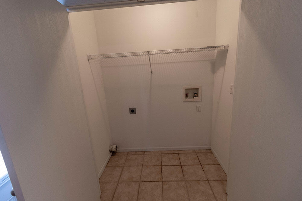 5810 Canaveral Dr Property Photo 7