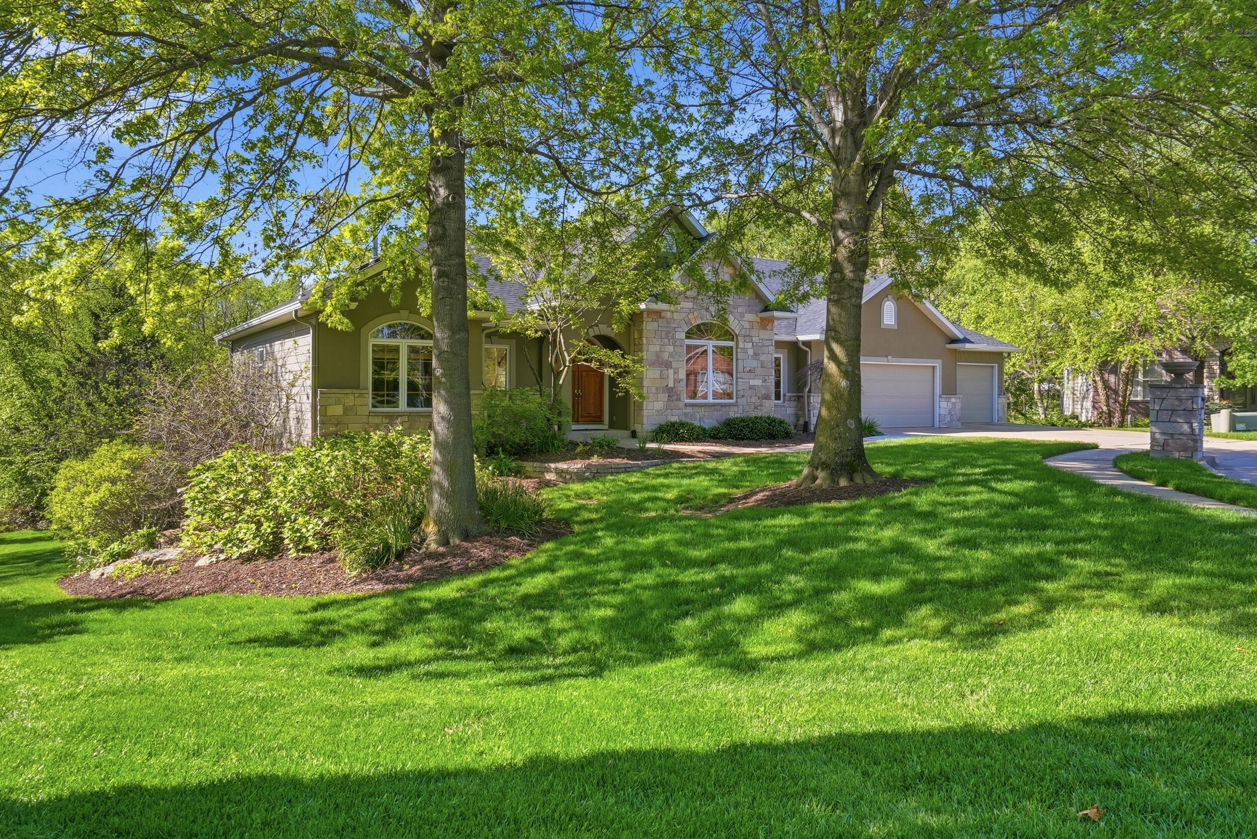 4702 Garden Brook Ct Property Photo 1